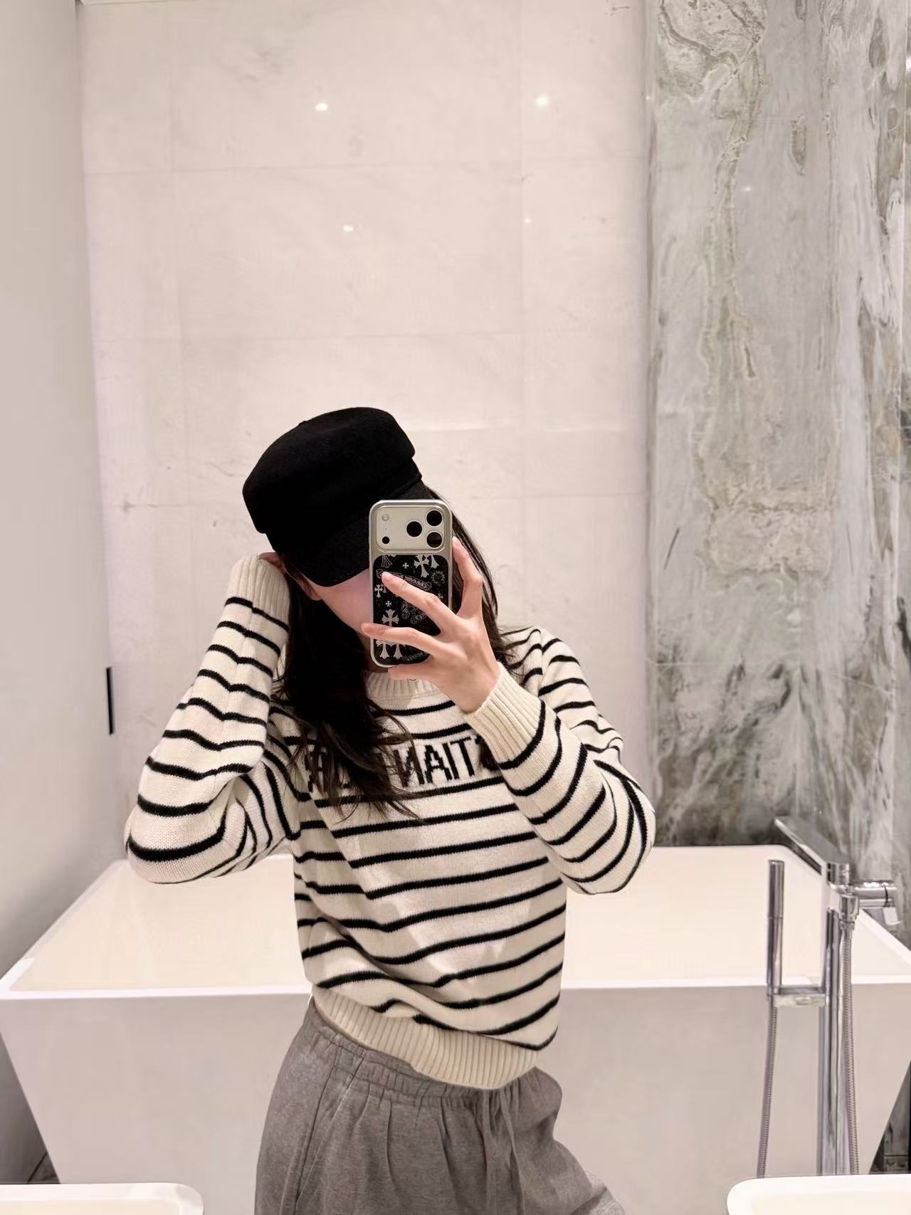 DIORのストライプレターセーター【50％割引+送料無料】