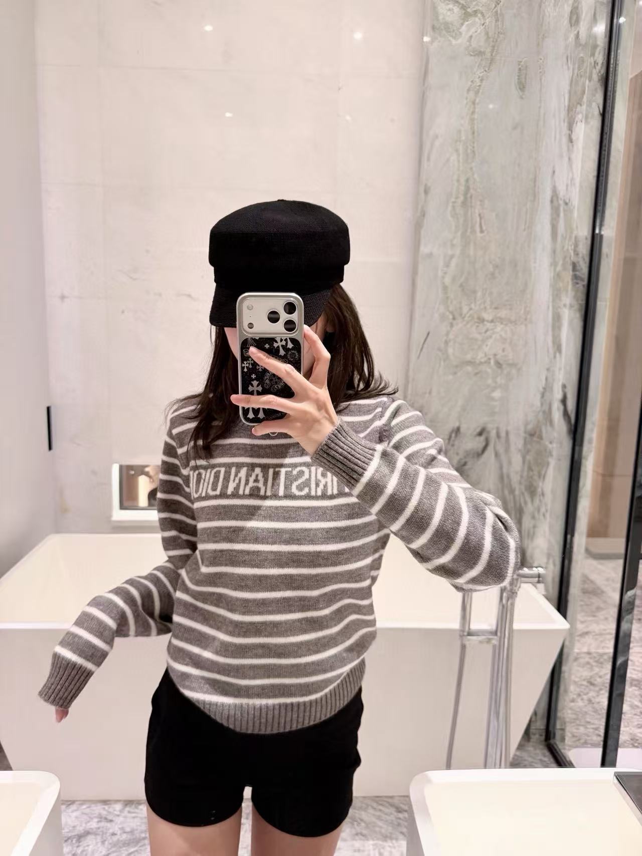 DIORのストライプレターセーター【50％割引+送料無料】