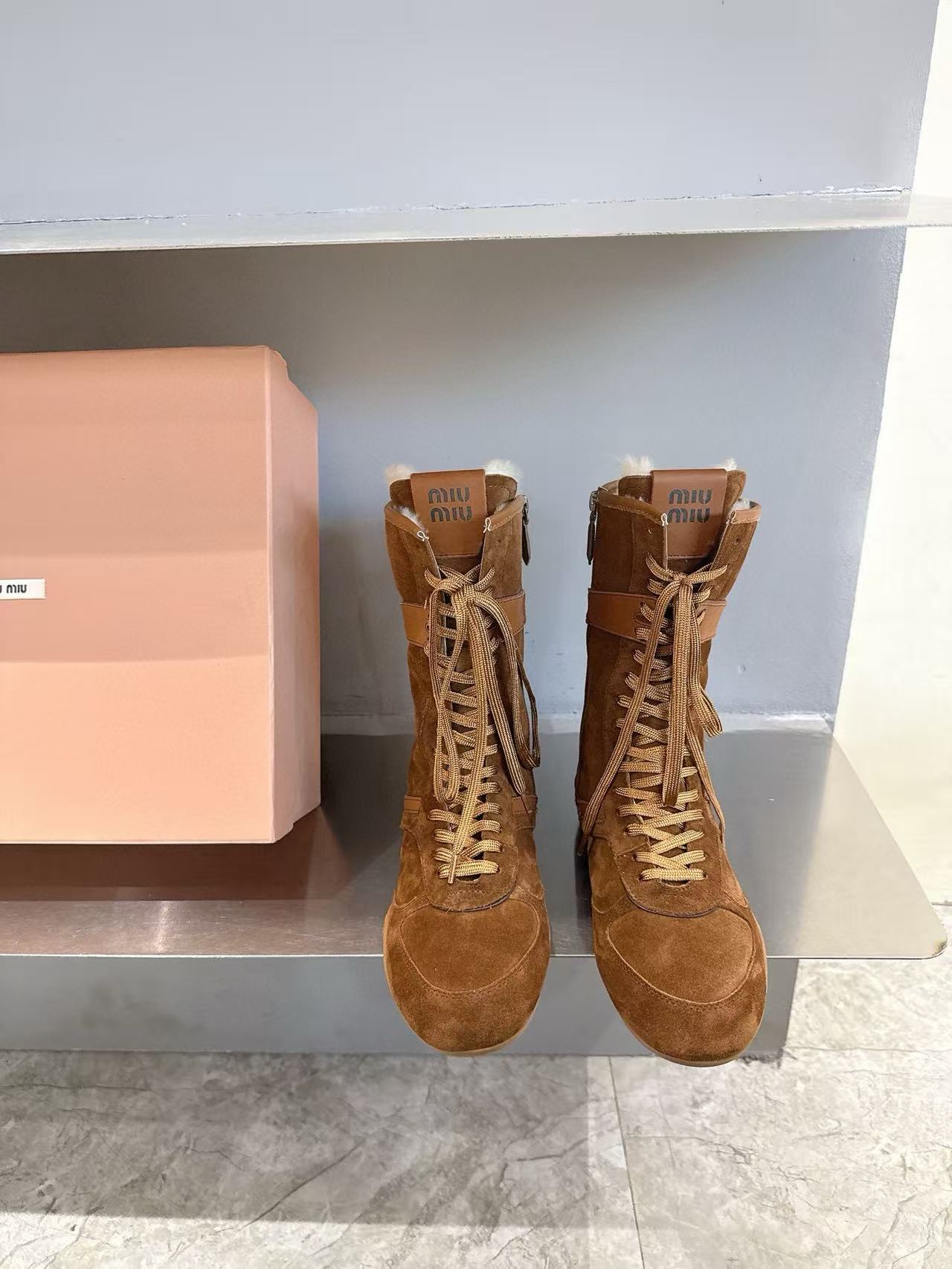 M1UM1U 高品質ディアハイドウール アンクルブーツ【50％割引+送料無料】