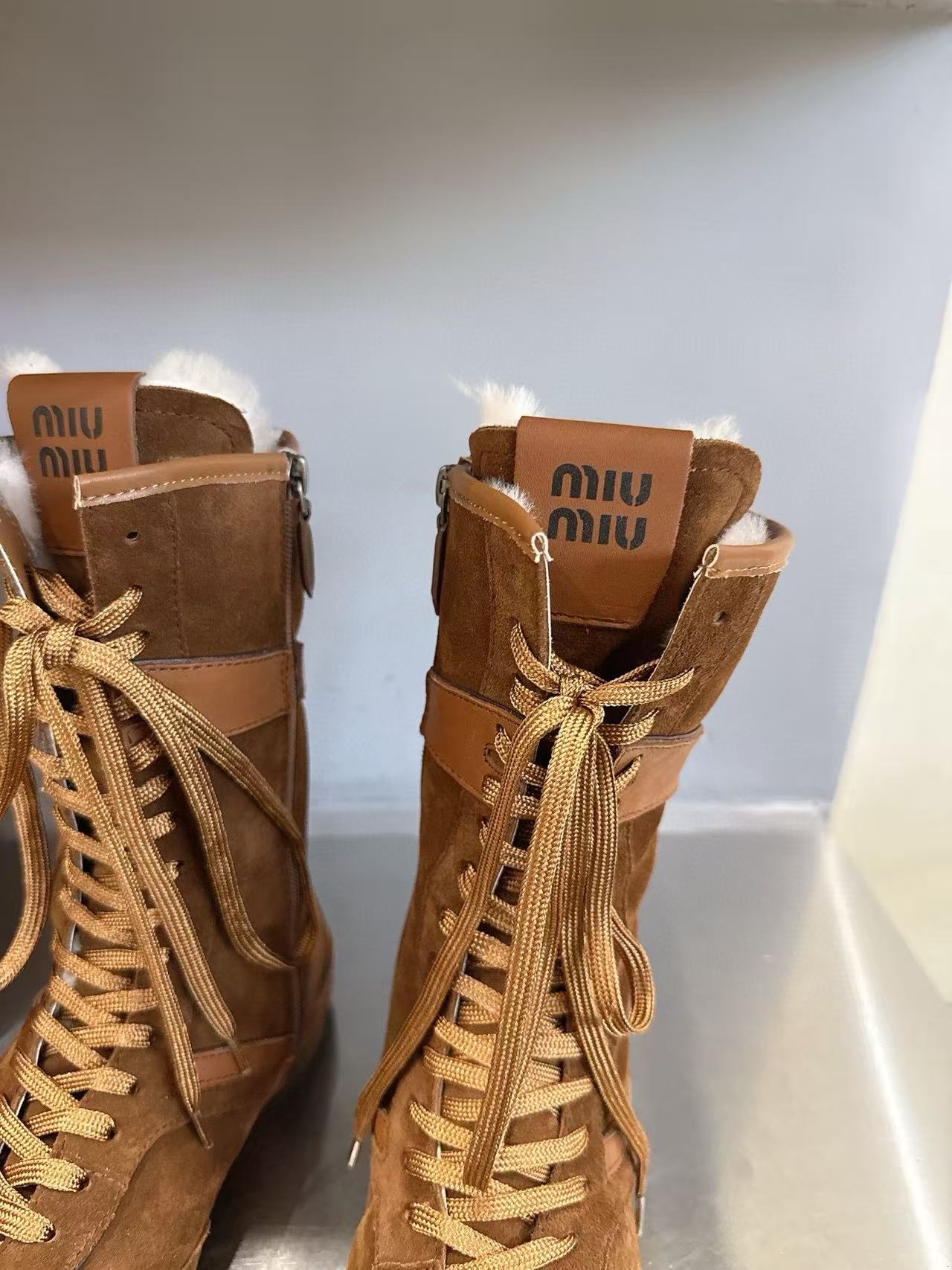 M1UM1U 高品質ディアハイドウール アンクルブーツ【50％割引+送料無料】