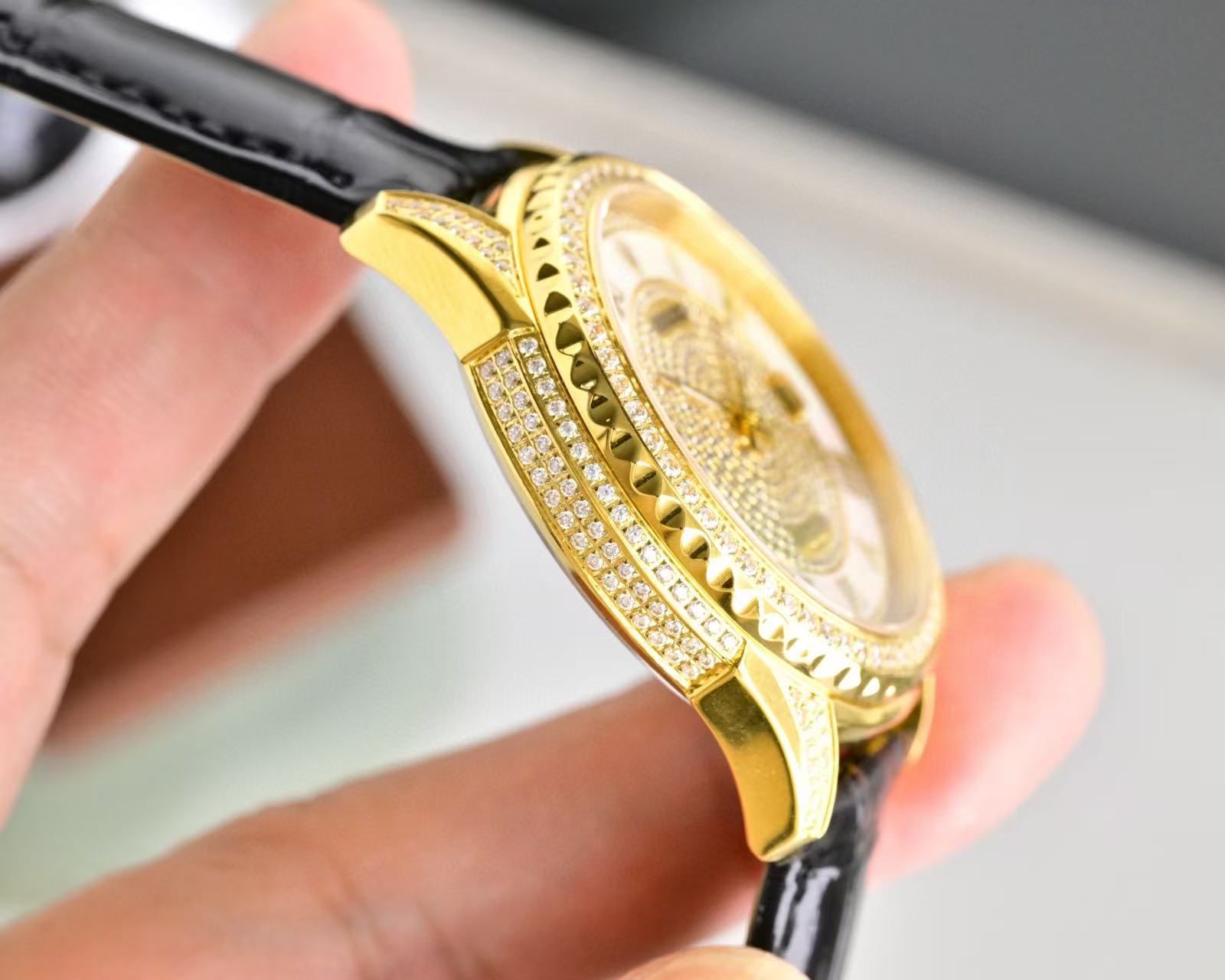 【RO1EX】高品質ダイヤモンドスタッズレザーストラップメンズウォッチ【50％割引+送料無料】