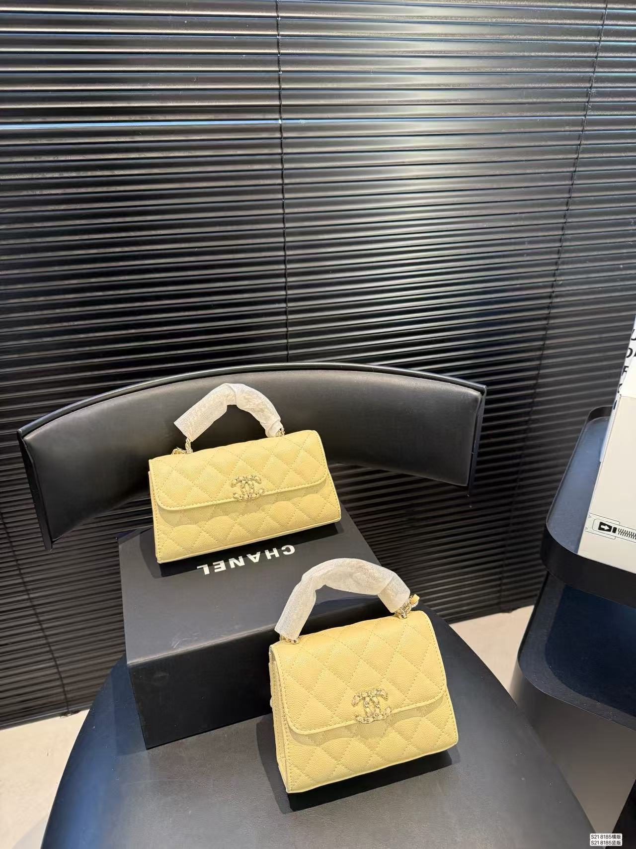 CHANE1 チェーンハンドバッグ【50％割引+送料無料】