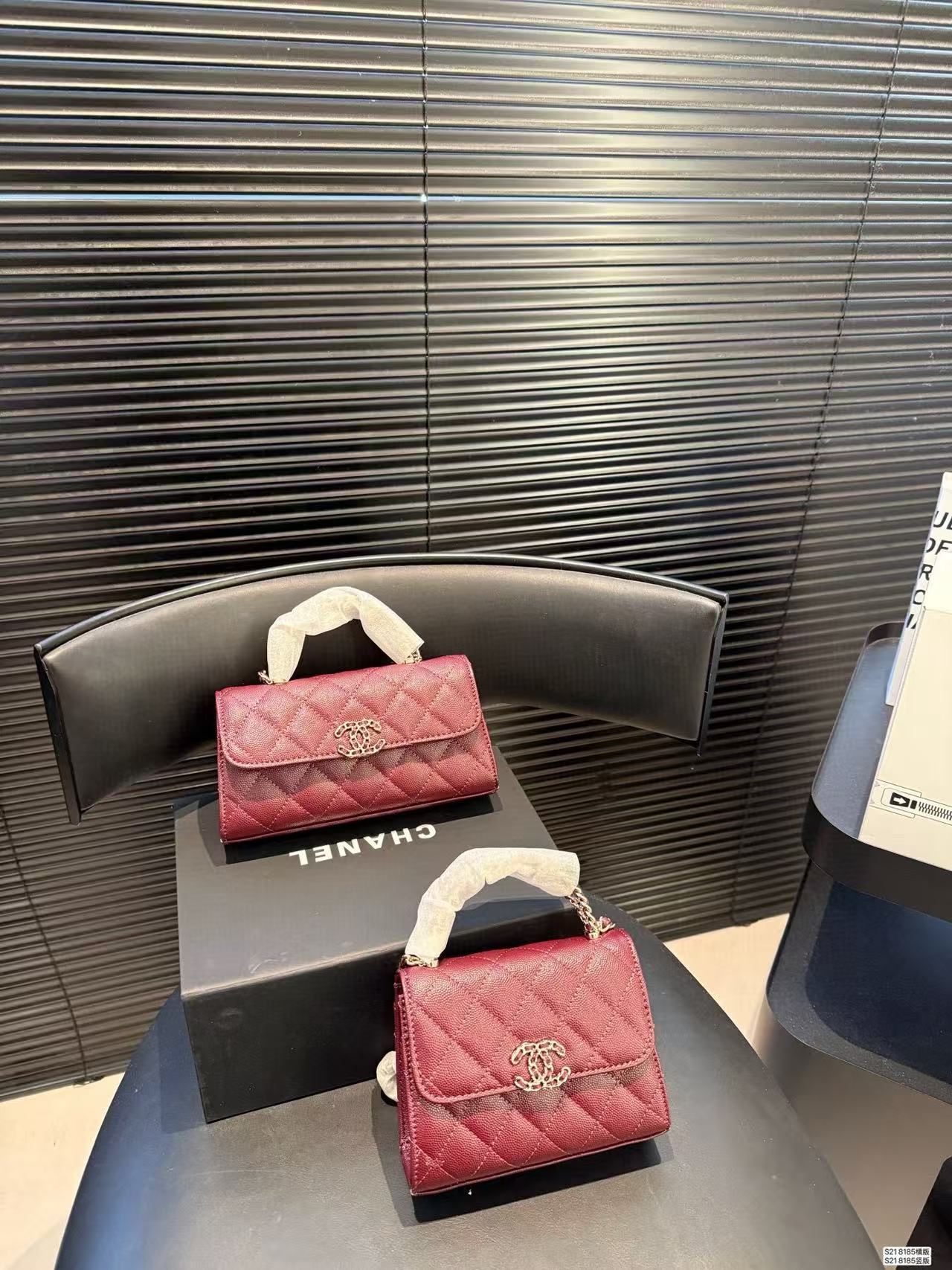 CHANE1 チェーンハンドバッグ【50％割引+送料無料】