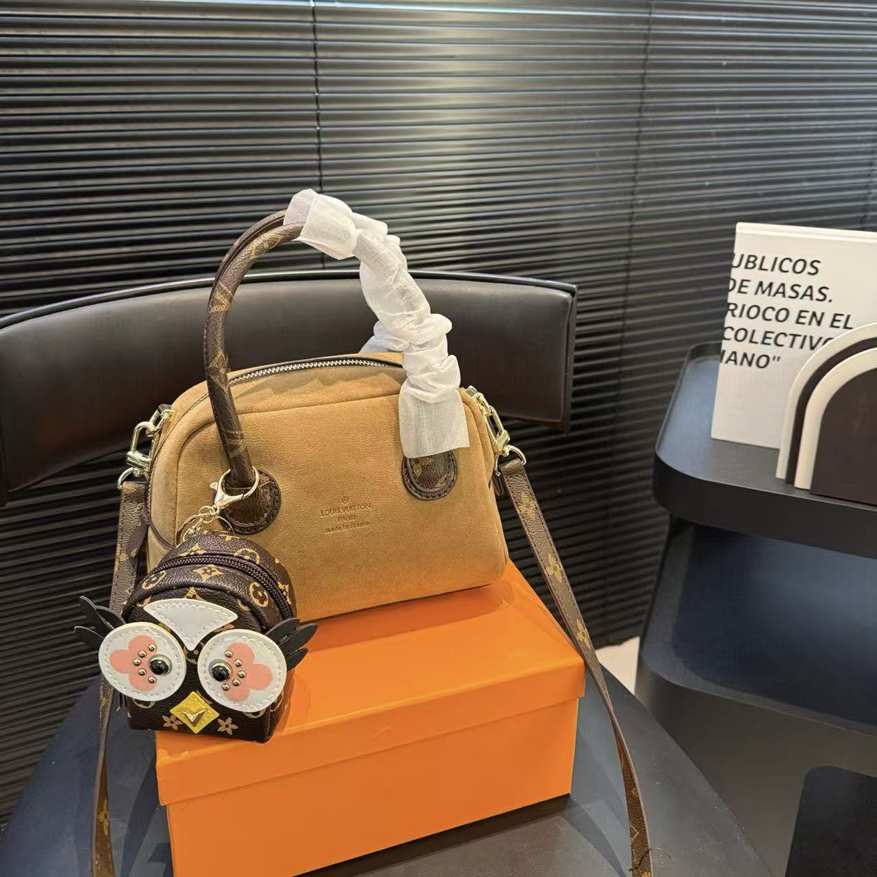 LVディアスキンハンドバッグ【50％割引+送料無料】