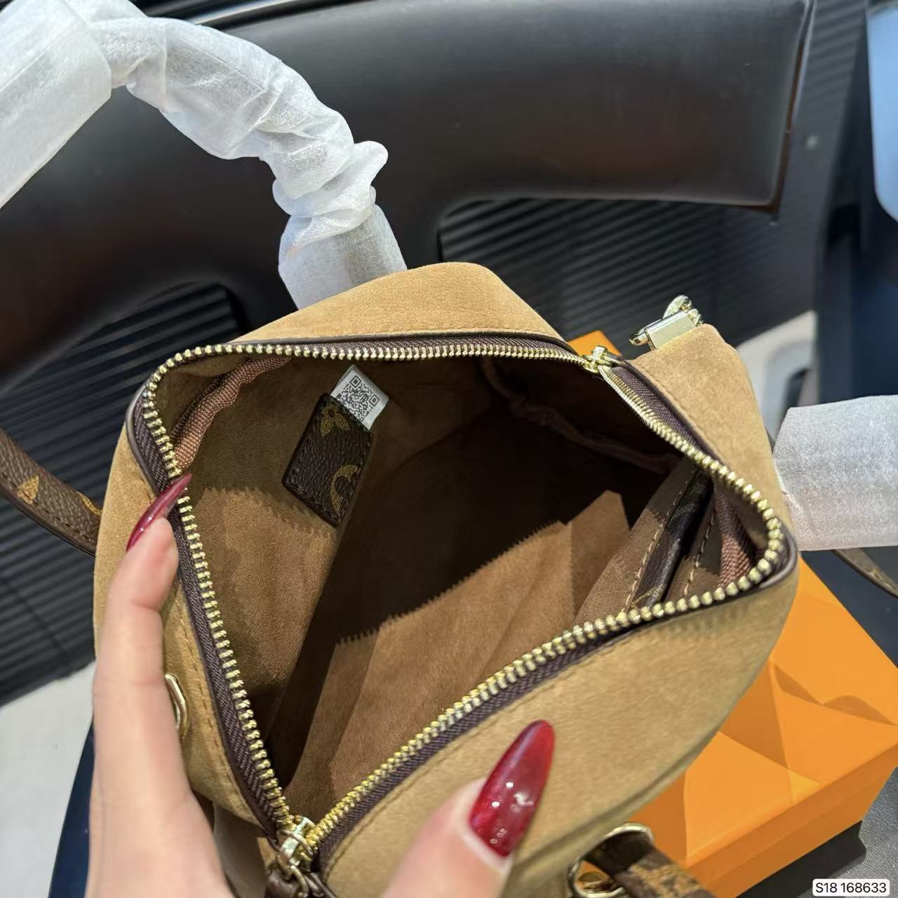 LVディアスキンハンドバッグ【50％割引+送料無料】