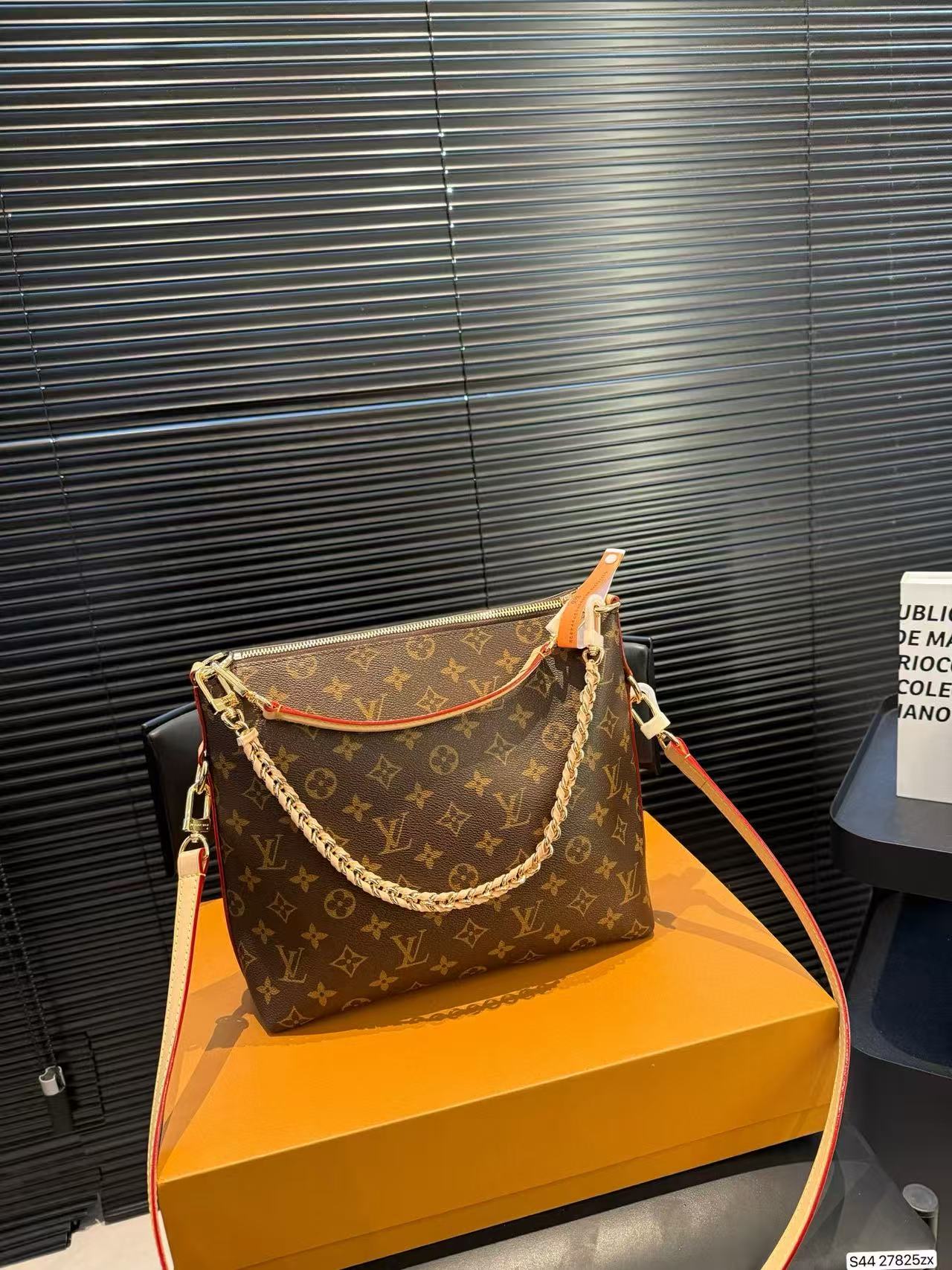 LVチェーンショッピングバッグ【50％割引+送料無料】