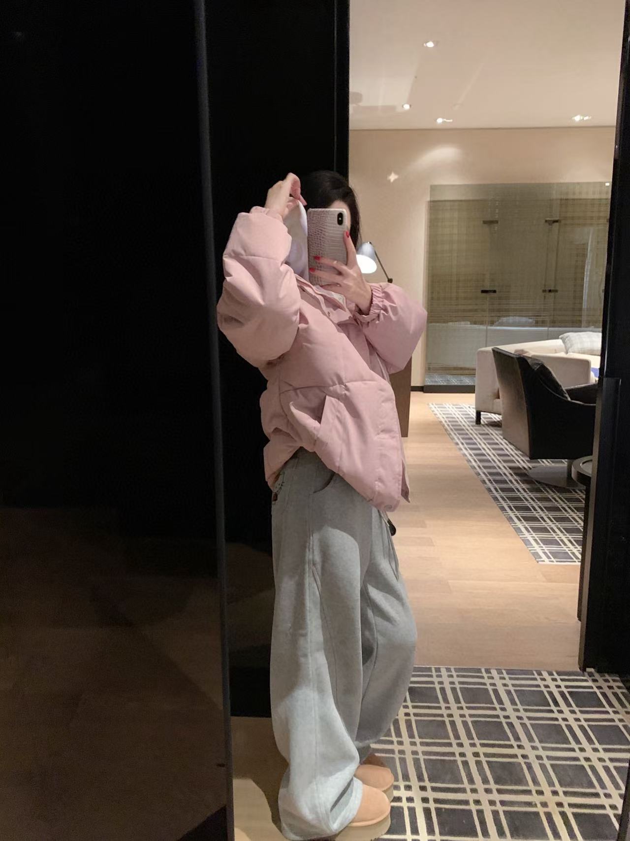 M1UM1U カラーブロック フード付きダウンジャケット【50％割引+送料無料】