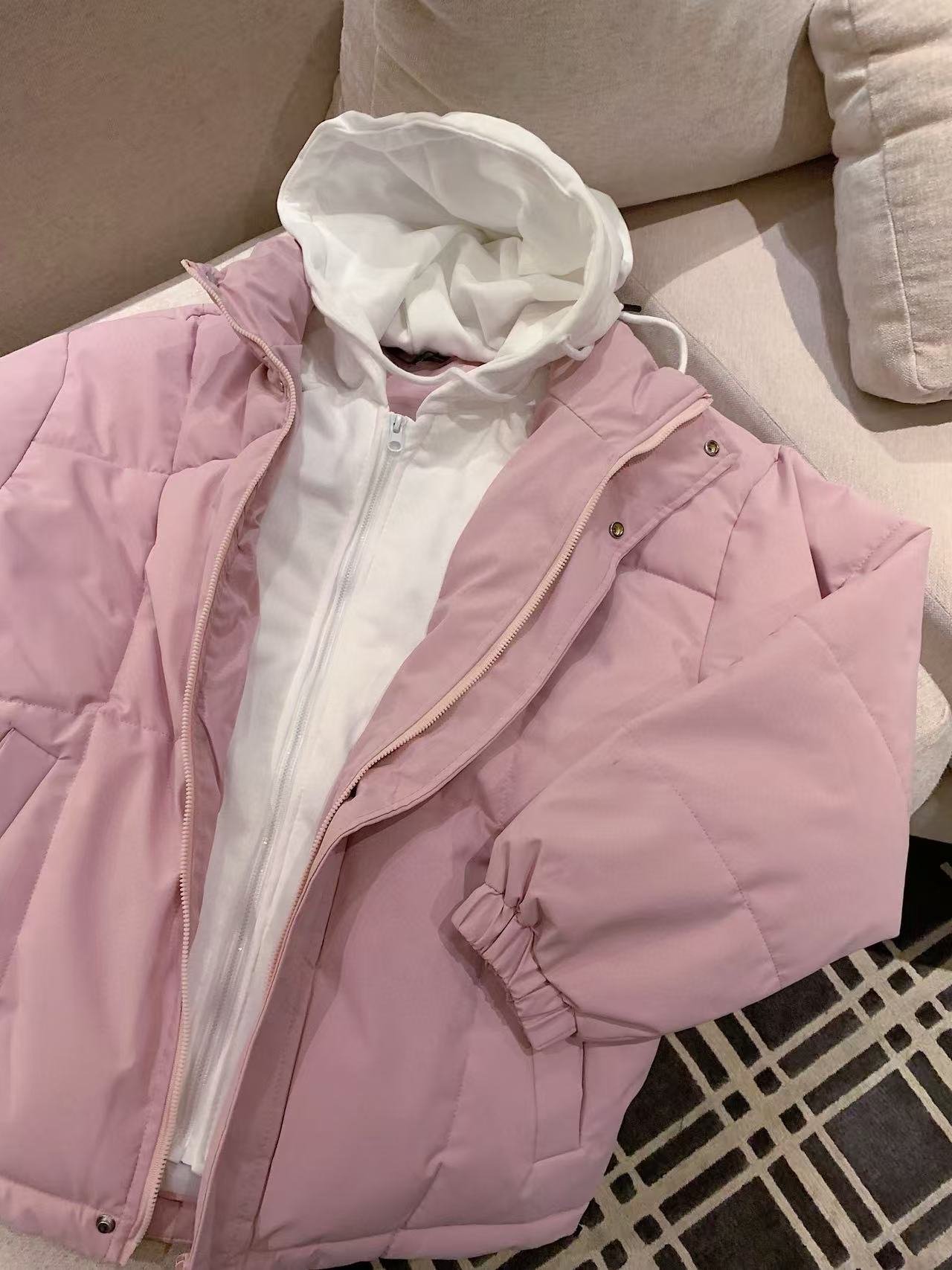 M1UM1U カラーブロック フード付きダウンジャケット【50％割引+送料無料】