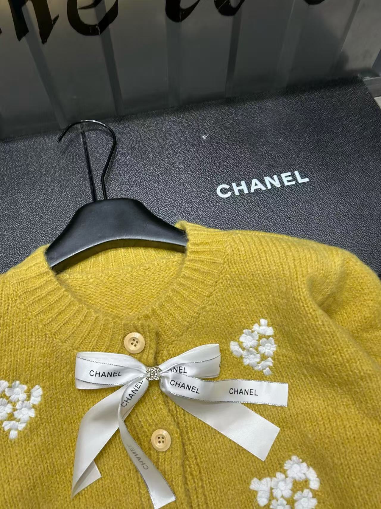 CHANE1 スノーフレーク ボウ カーディガン【50％割引+送料無料】