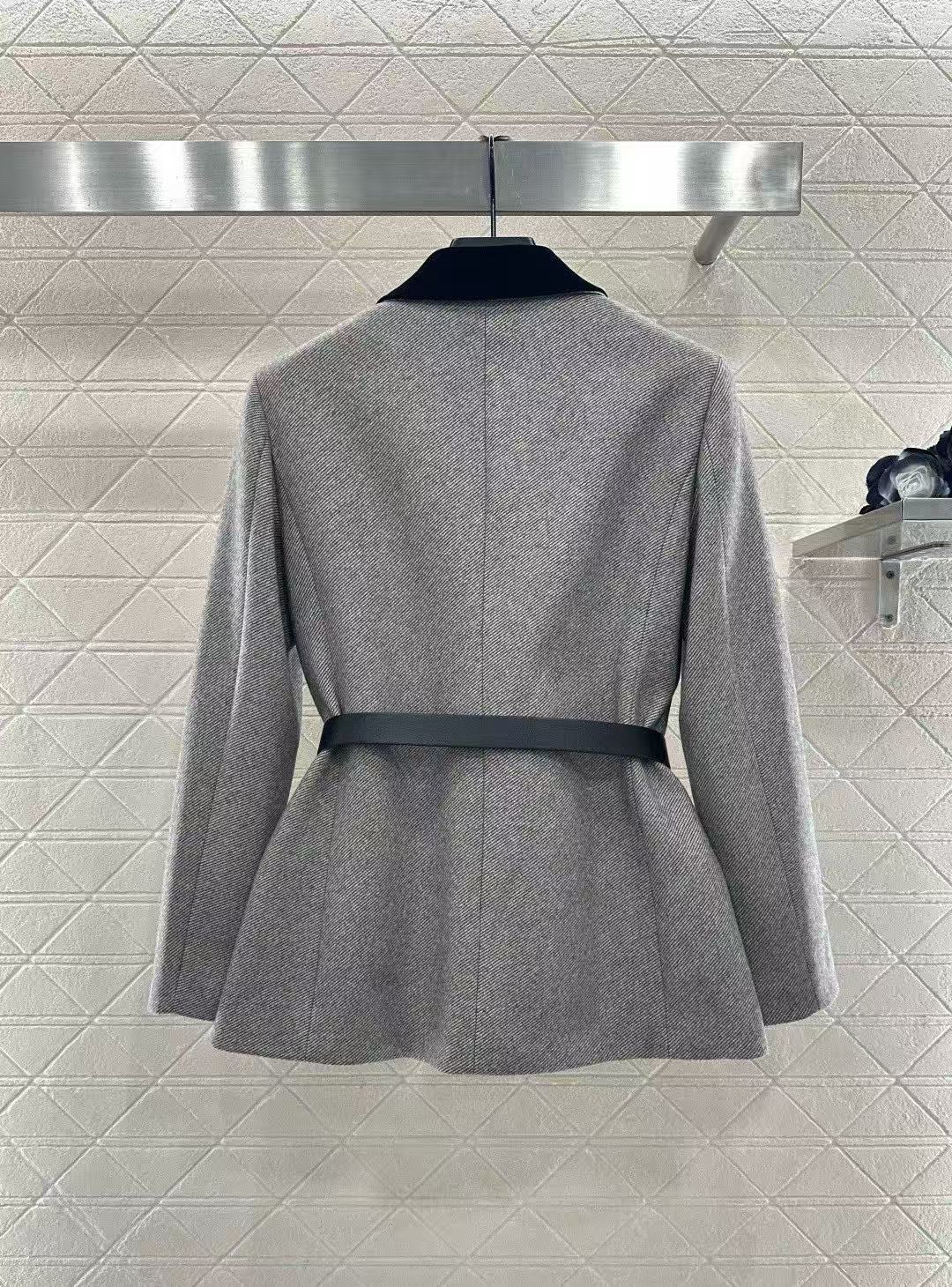 L0WEW カラーブロック スーツジャケット（ベルト付き）【50％割引+送料無料】