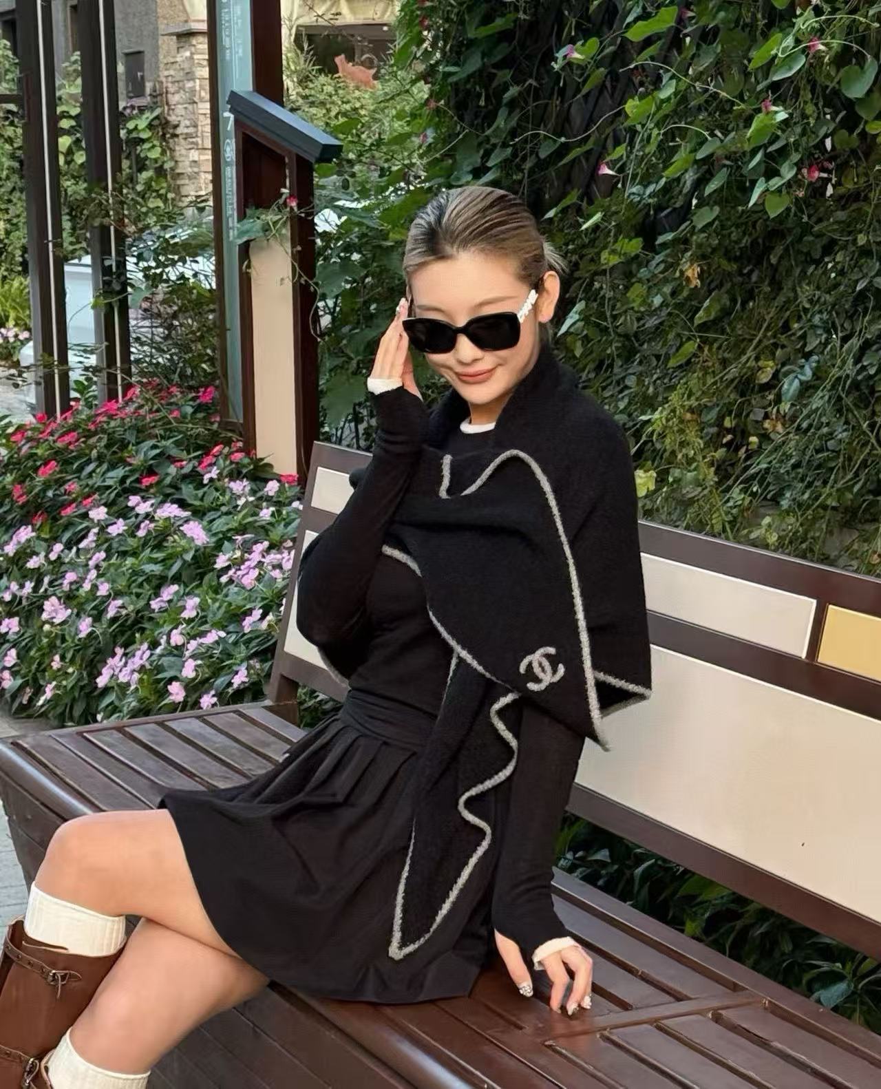 CHANE1 ダブルC カシミアスカーフ【50％割引+送料無料】