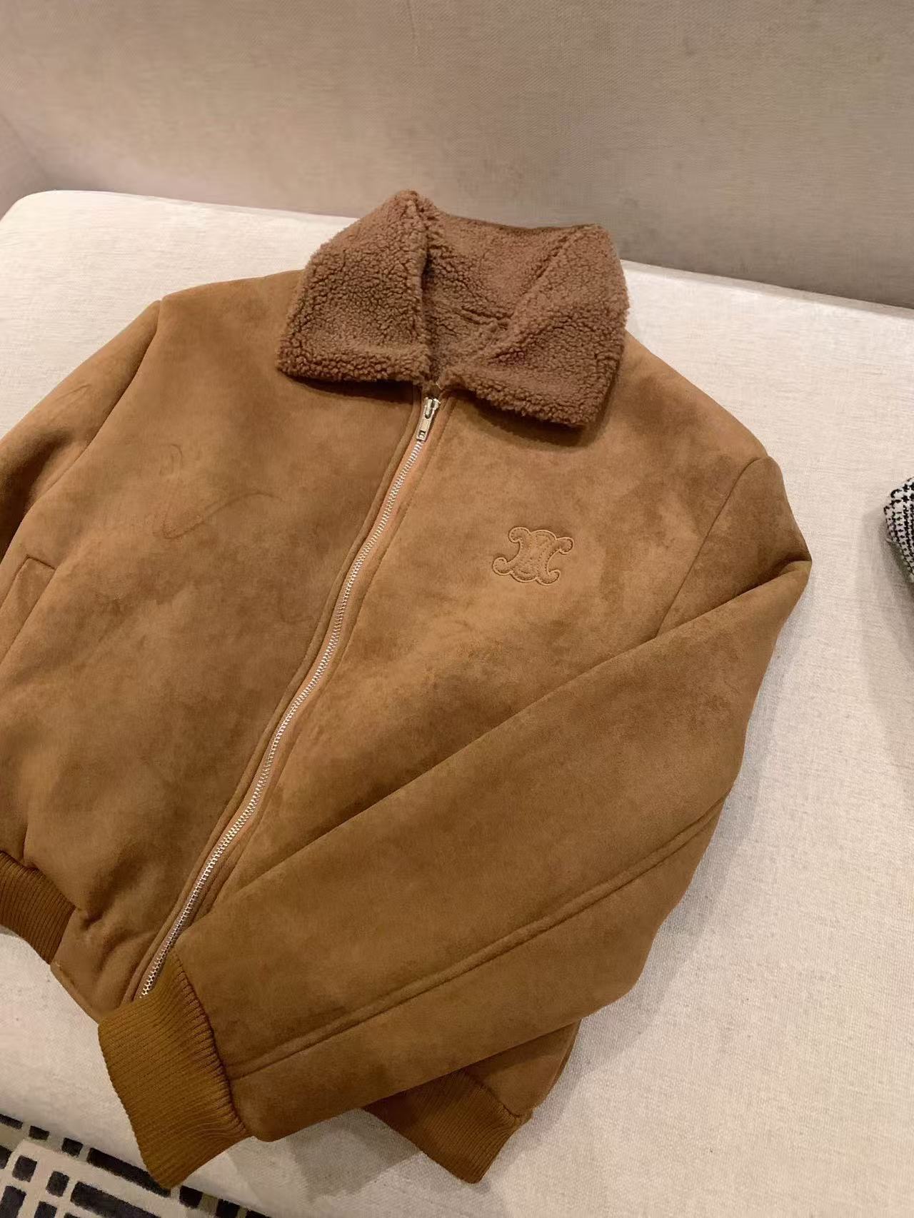 M1UM1U凱旋門ラムウール コート【50％割引+送料無料】