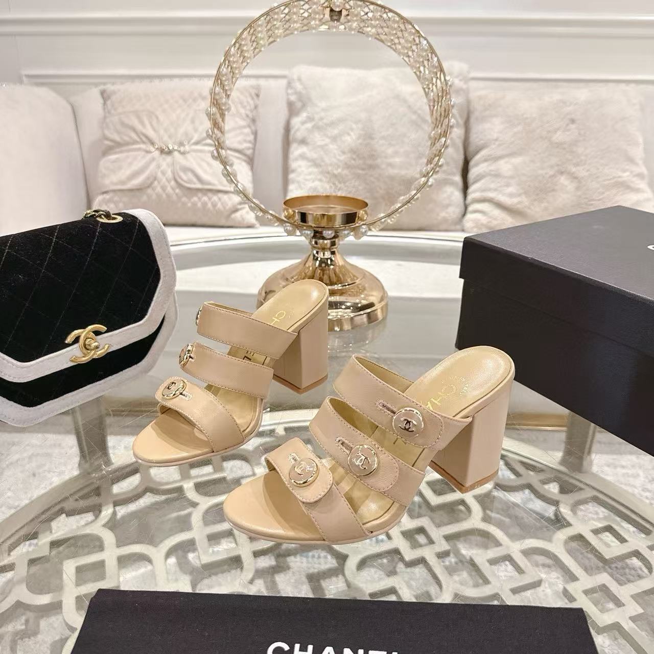 CHANE1高品質ラムスキン ダブルC ハイヒール【50％割引+送料無料】