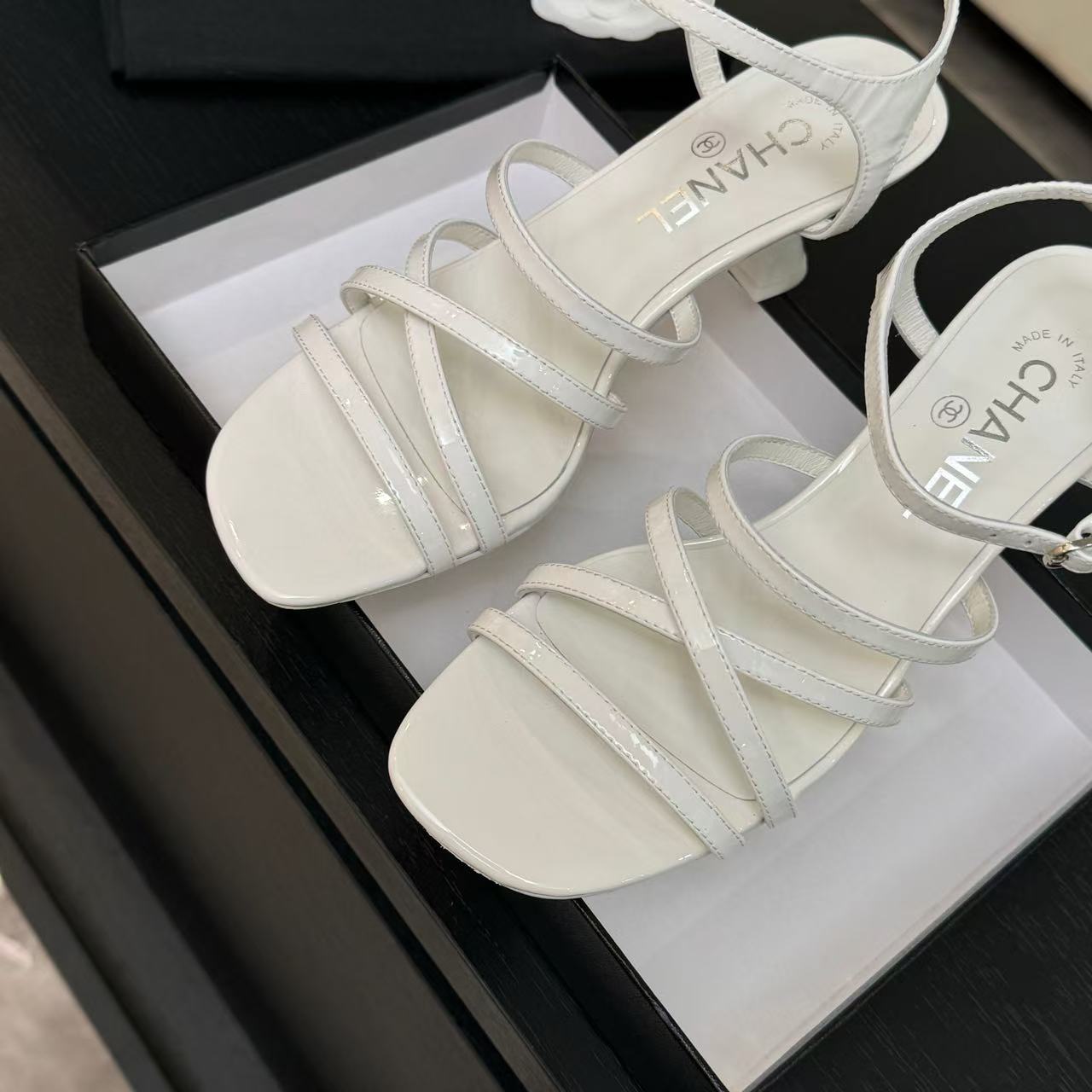 CHANE1 高品質ダブルCハイヒールサンダル【50％割引+送料無料】
