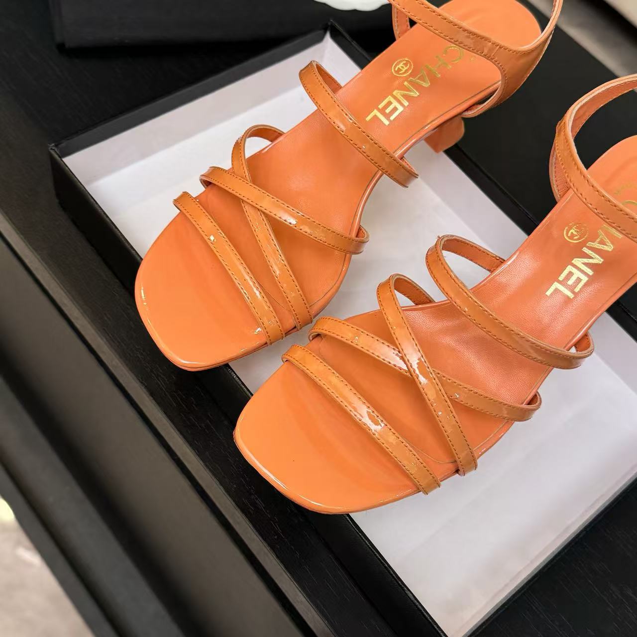 CHANE1 高品質ダブルCハイヒールサンダル【50％割引+送料無料】