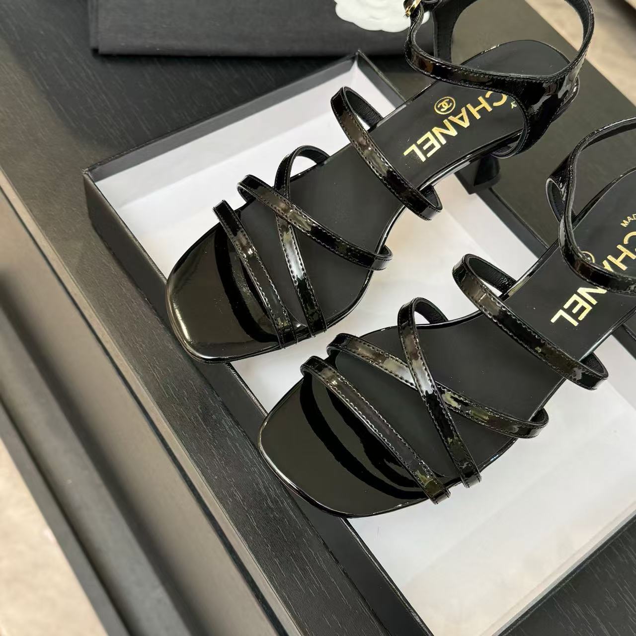 CHANE1 高品質ダブルCハイヒールサンダル【50％割引+送料無料】