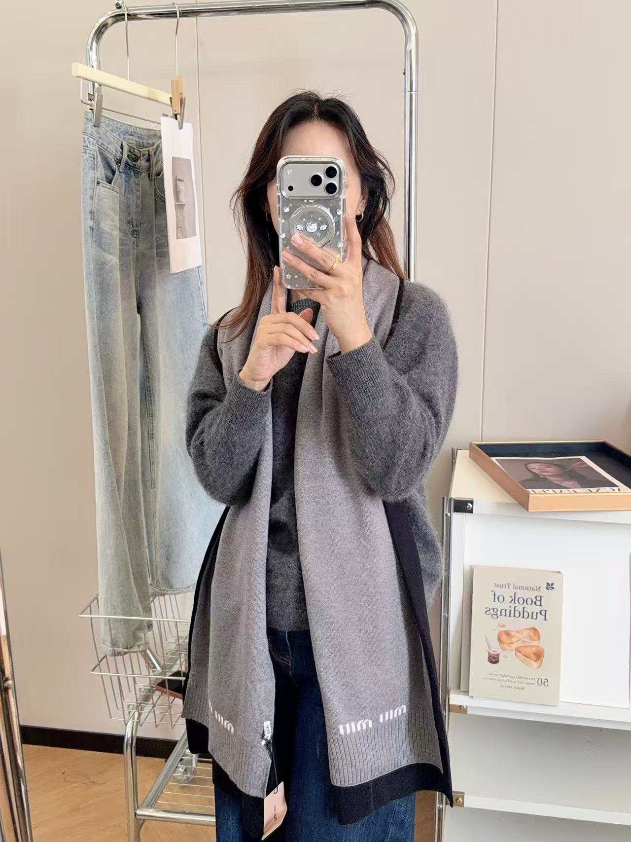 M1UM1U シンプルレターウールスカーフ【50％割引+送料無料】