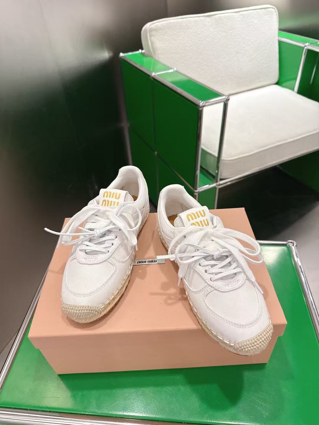 M1UM1U高品質レースアップカジュアルシューズ【50％割引+送料無料】