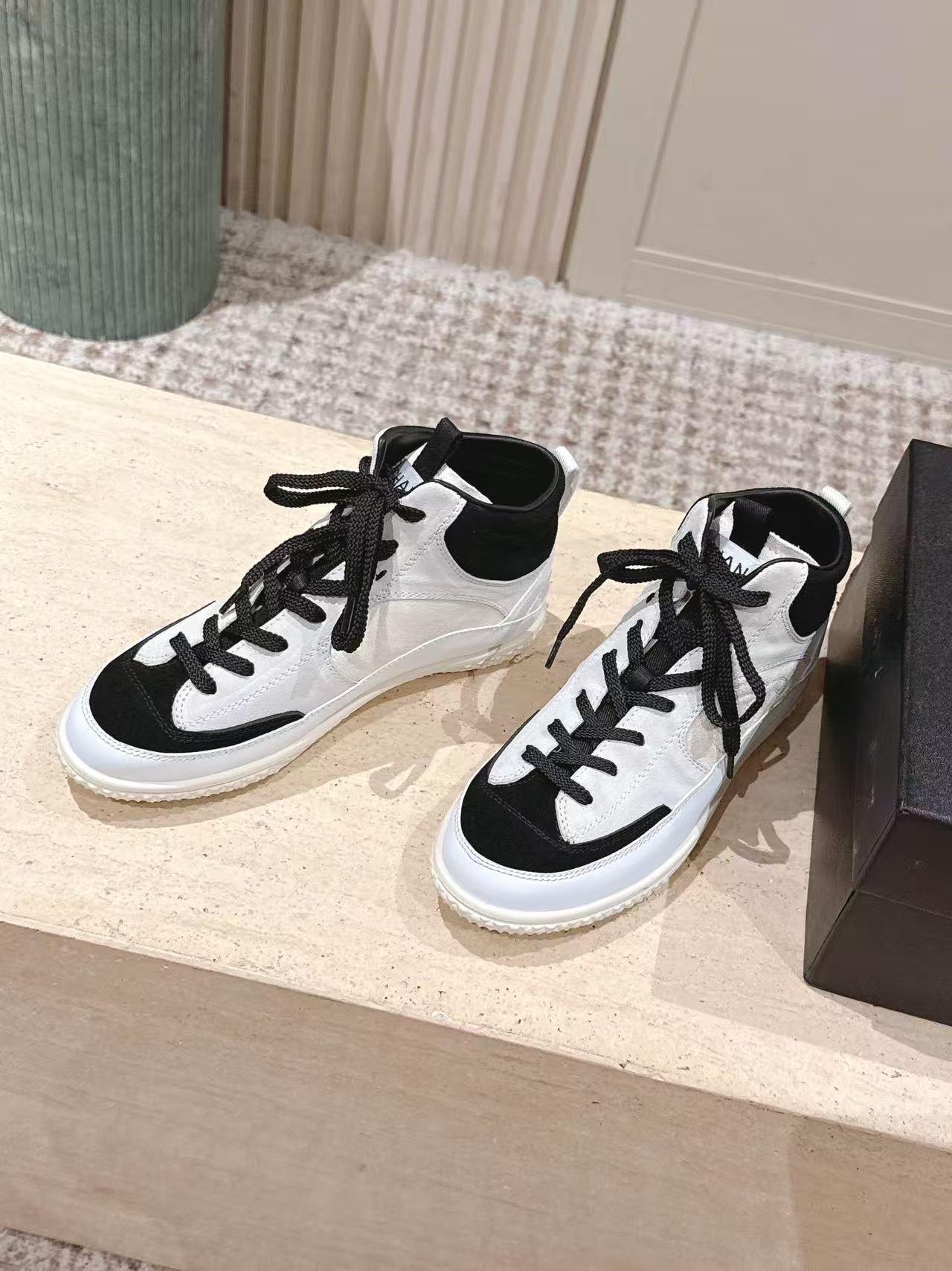 CHANE1 高品質ダブルCハイカットシューズ【50％割引+送料無料】