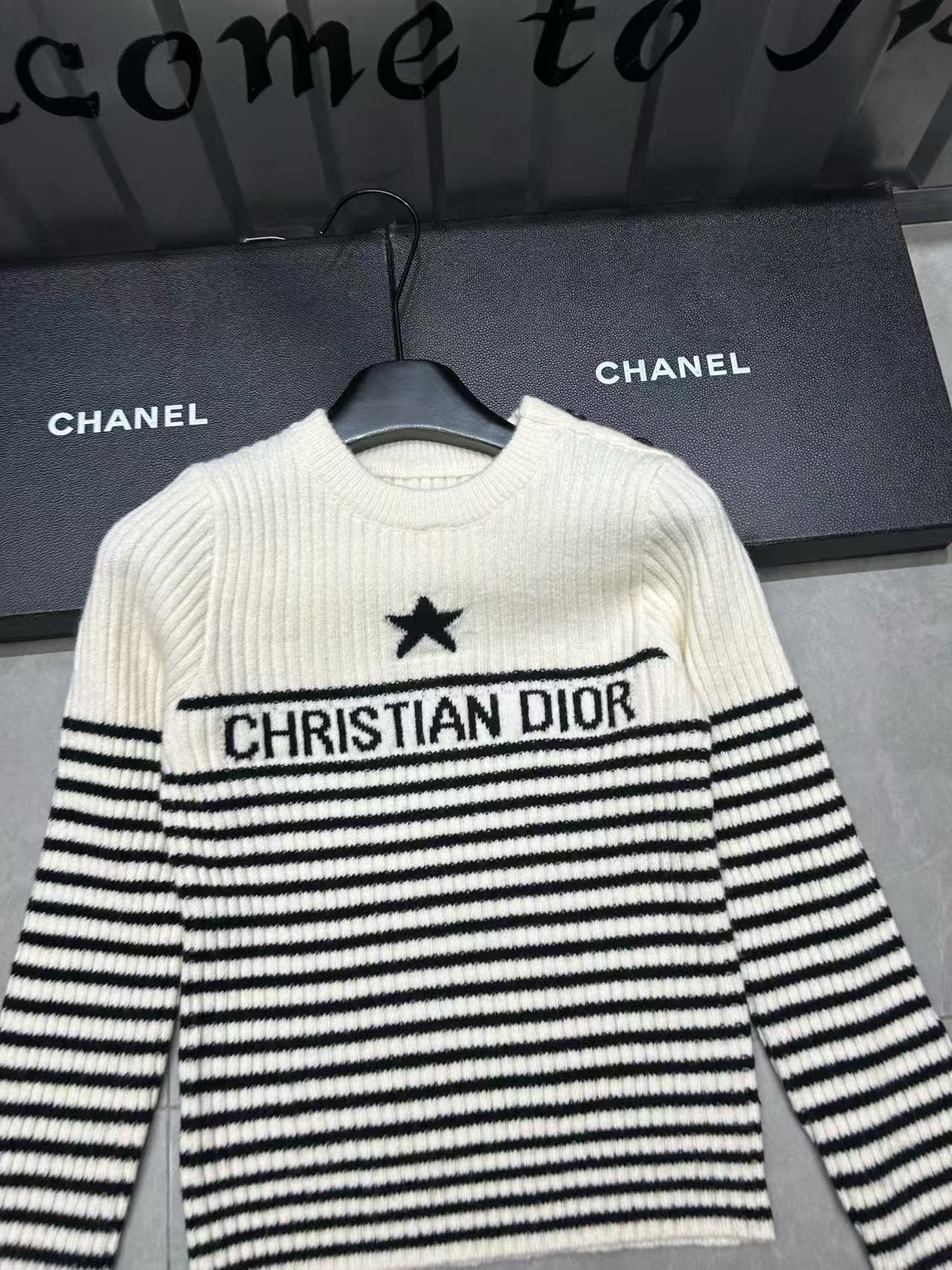 DIOR 五芒星ストライプ 長袖セーター【50％割引+送料無料】