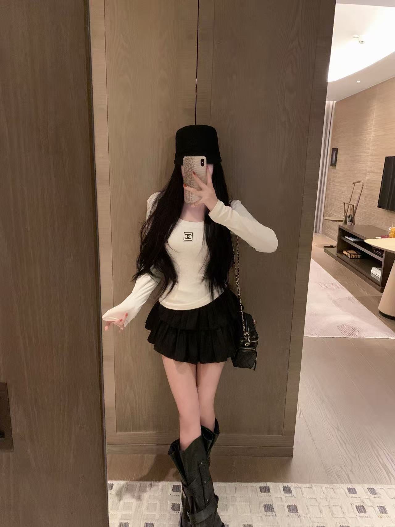 CHANE1 シンプルダブルC ロングスリーブTシャツ【50％割引+送料無料】