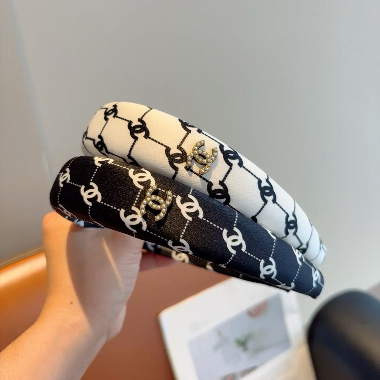 CHANE1 ダブルCロゴヘッドバンド【50％割引+送料無料】