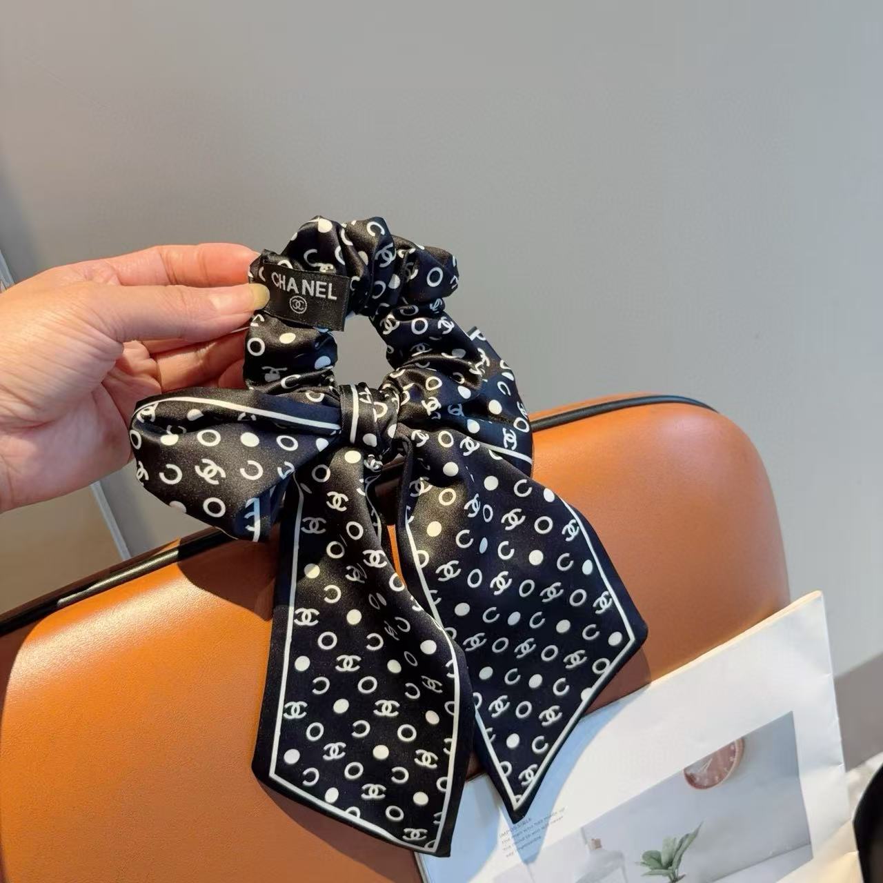 CHANE1 ダブルCレターヘアタイ【50％割引+送料無料】