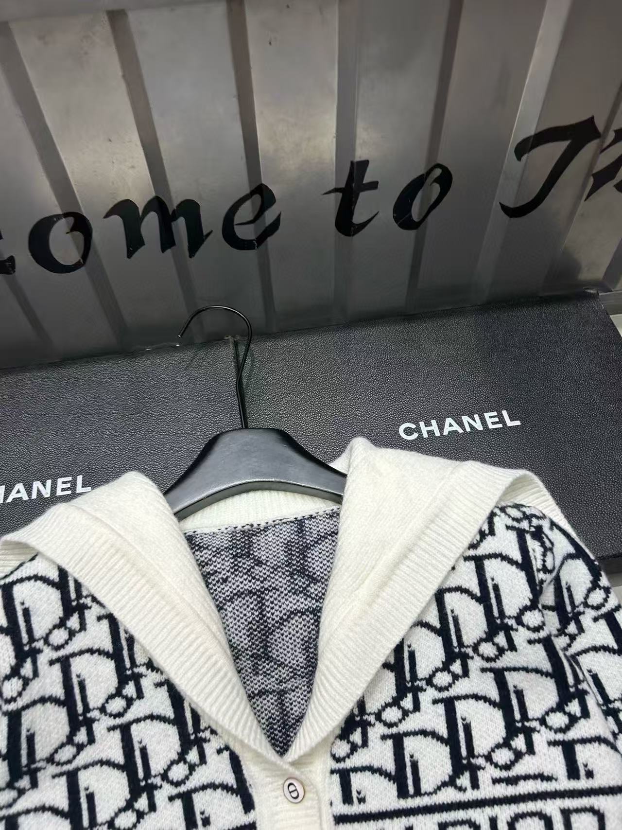 DIOR ジャカード レター ウール カーディガン【50％割引+送料無料】