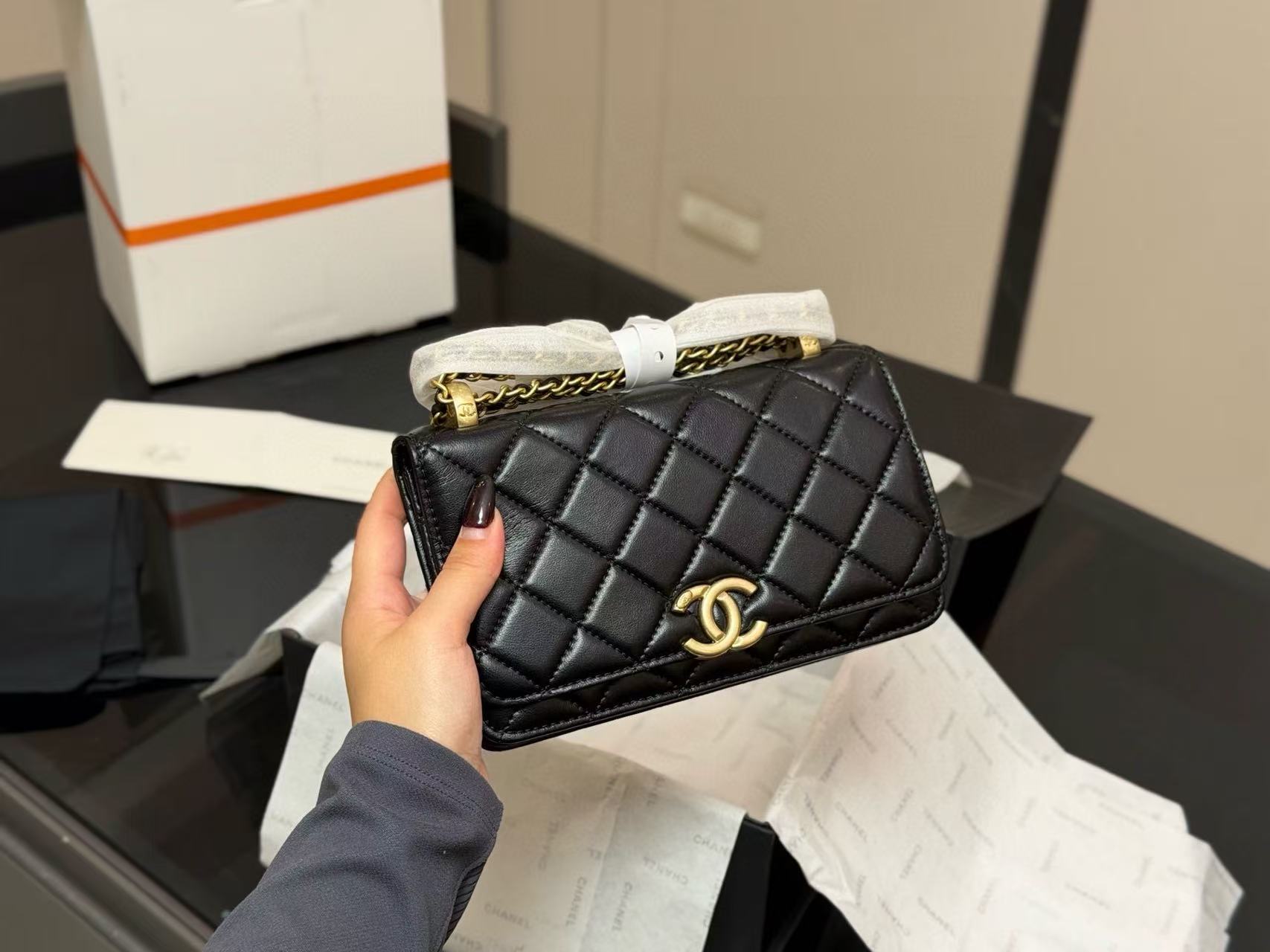 CHANE1 チェーンショルダーバッグ【50％割引+送料無料】