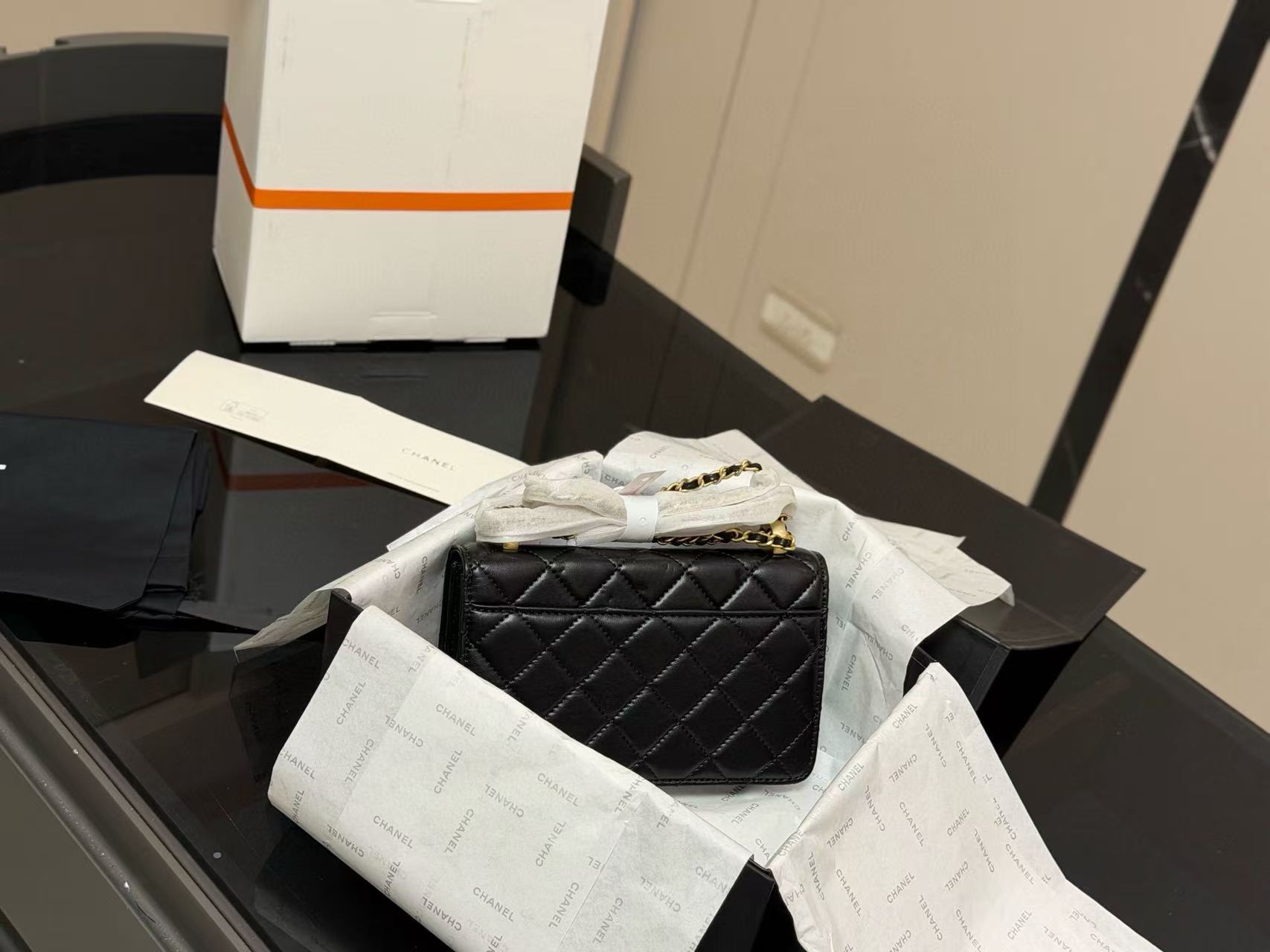 CHANE1 チェーンショルダーバッグ【50％割引+送料無料】