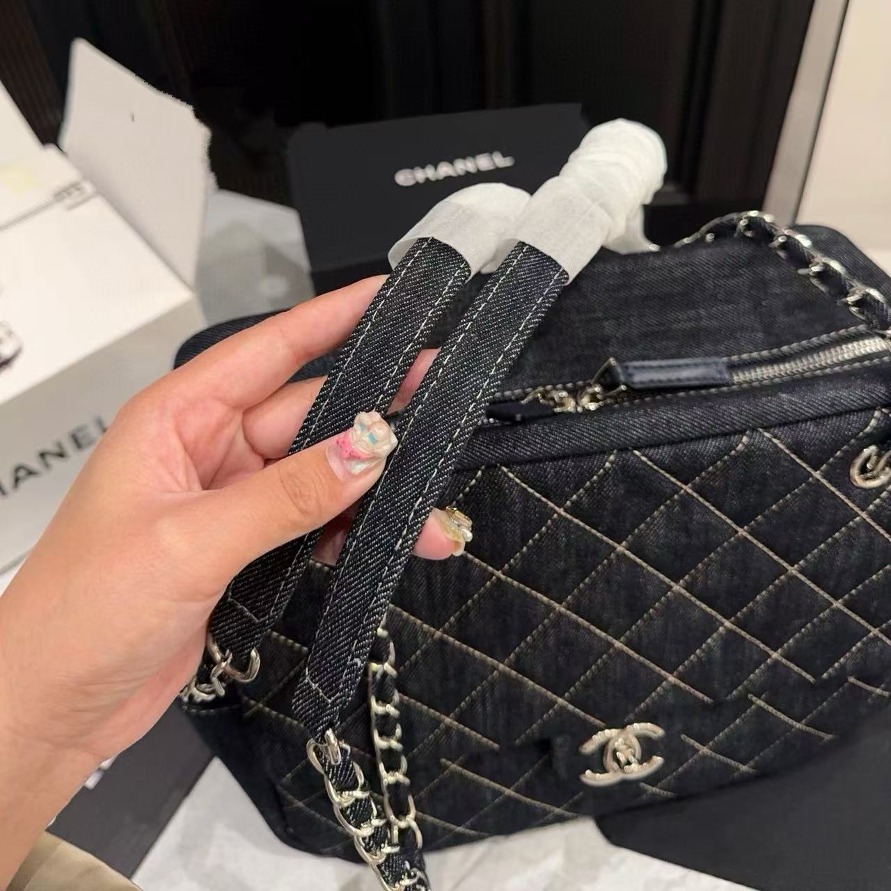 CHANE1 デニムチェーントートバッグ【50％割引+送料無料】