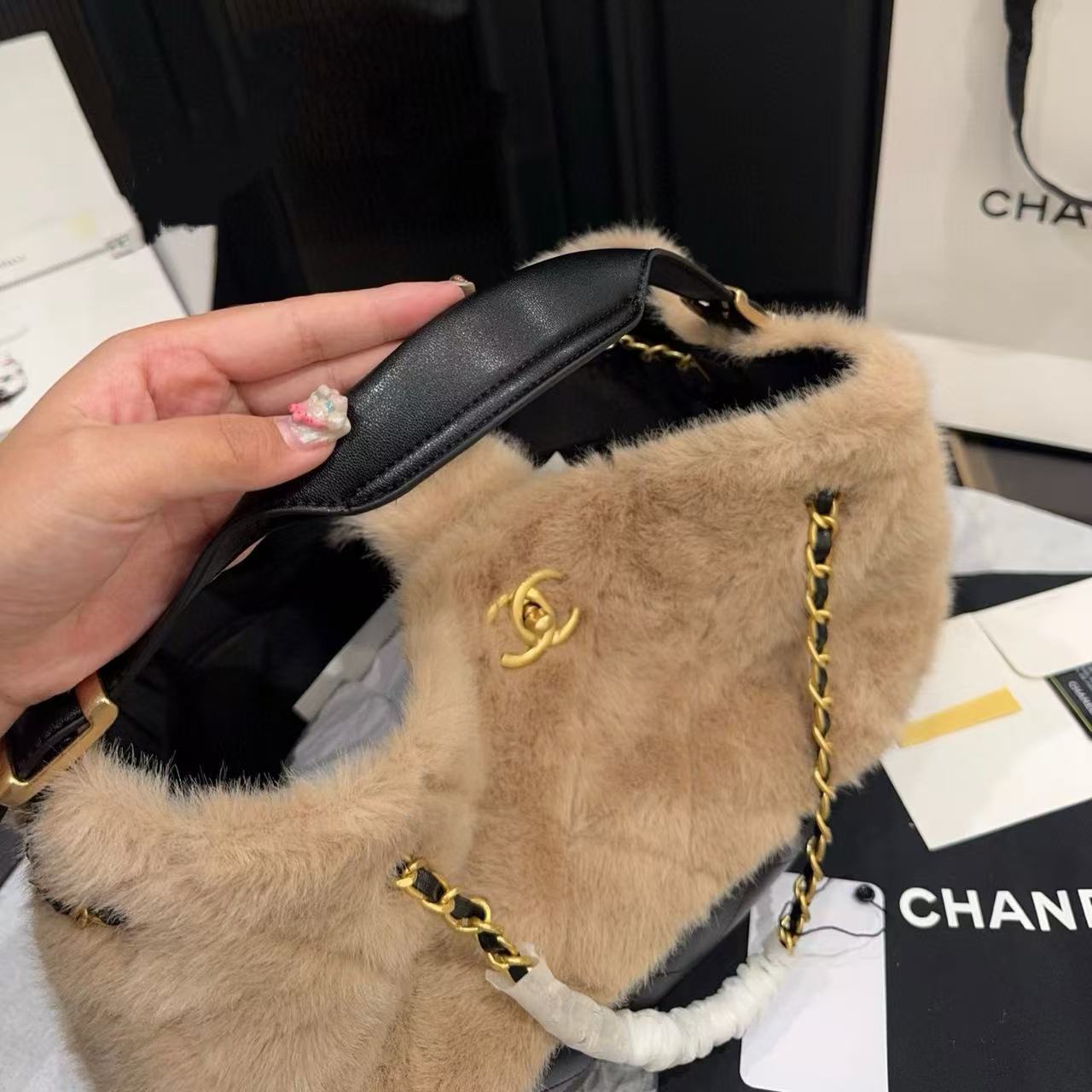 CHANE1 ミンクファー バケットバッグ【50％割引+送料無料】