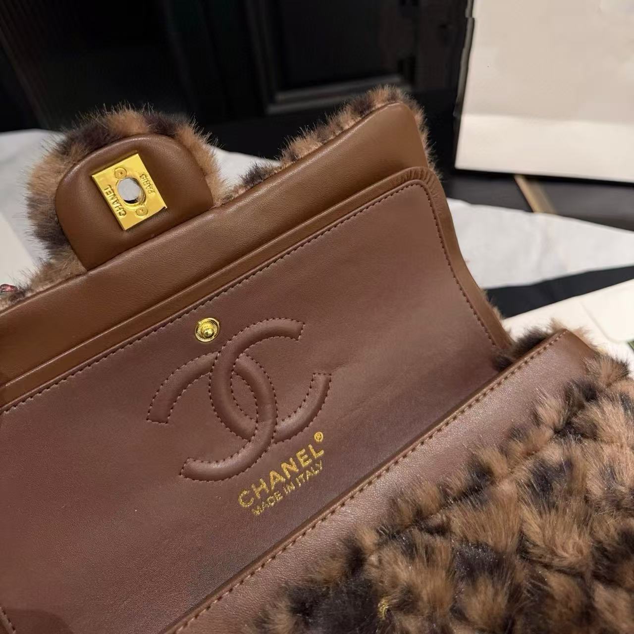 CHANE1 ミンクファーチェーンショルダー/クロスボディバッグ【50％割引+送料無料】