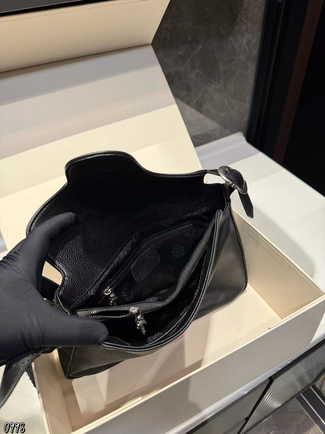 Chr0me Heartsシンプルな牛革ショルダーバッグ【50％割引+送料無料】