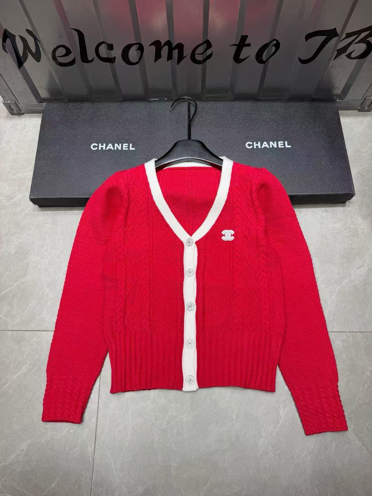 CHANE 1Vネックウールカーディガン【50％割引+送料無料】