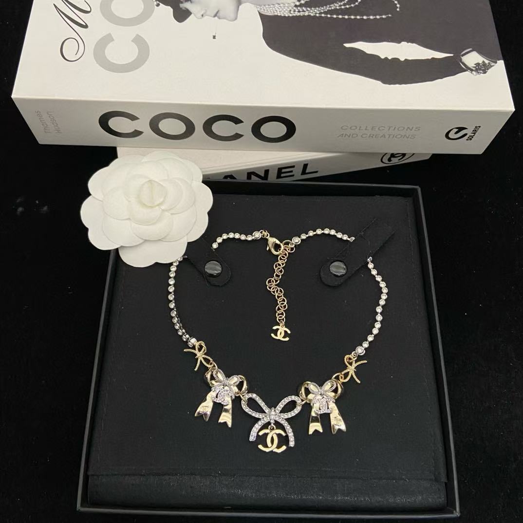 CHANE1 ボウ ダブルC ネックレス【50％割引+送料無料】