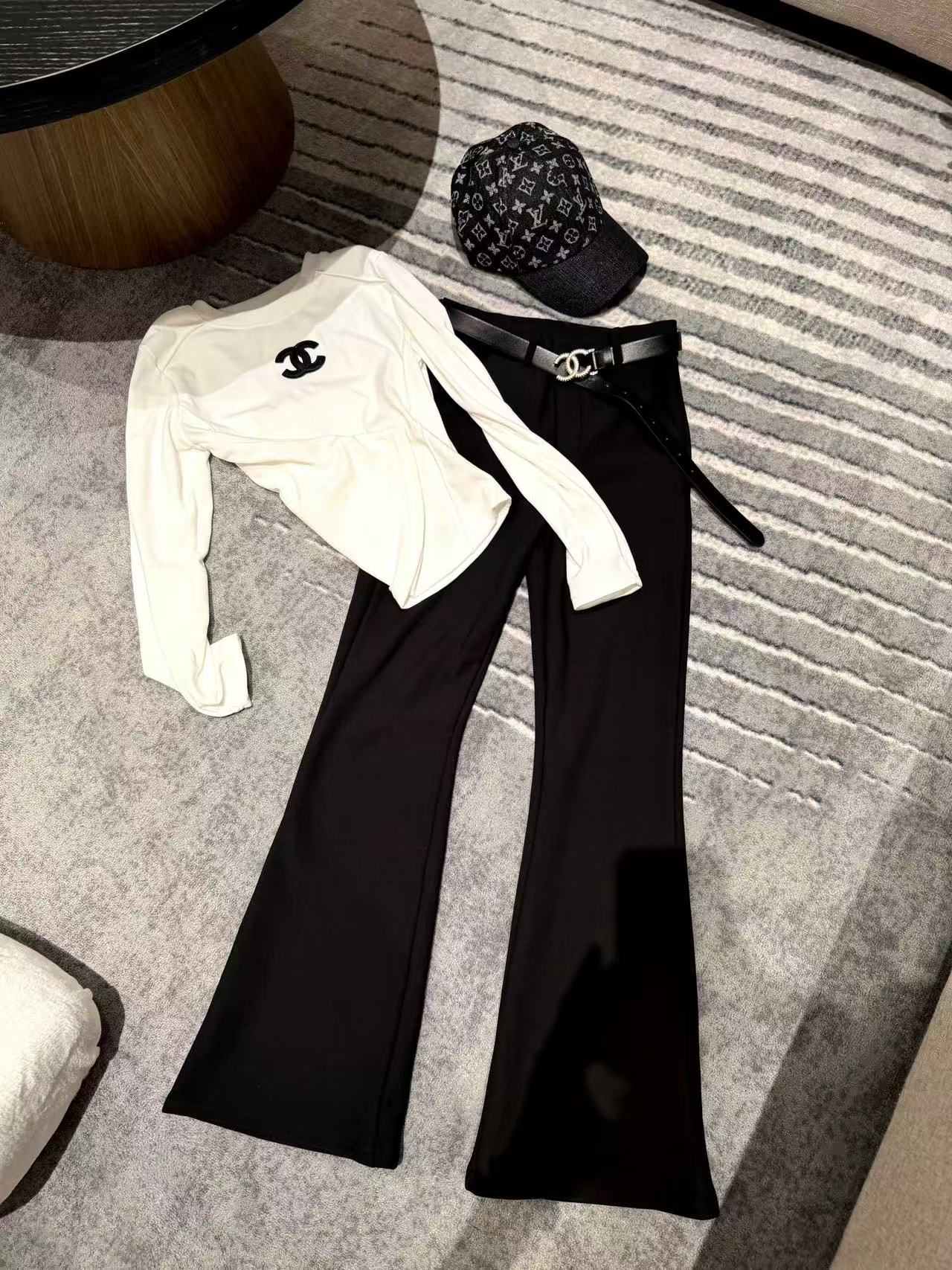 CHANE1 ダブルC Tシャツ+パンツ ツーピースセット【50％割引+送料無料】