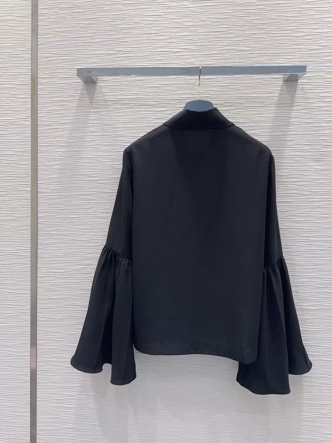 LVベルスリーブシャツ【50％割引+送料無料】