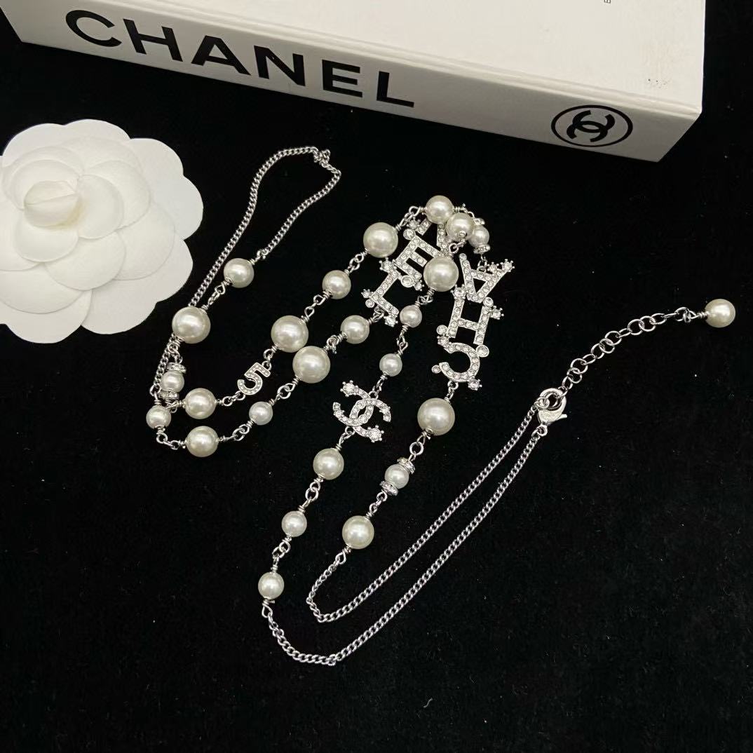 CHANE1 ダブルCレターパールネックレス【50％割引+送料無料】