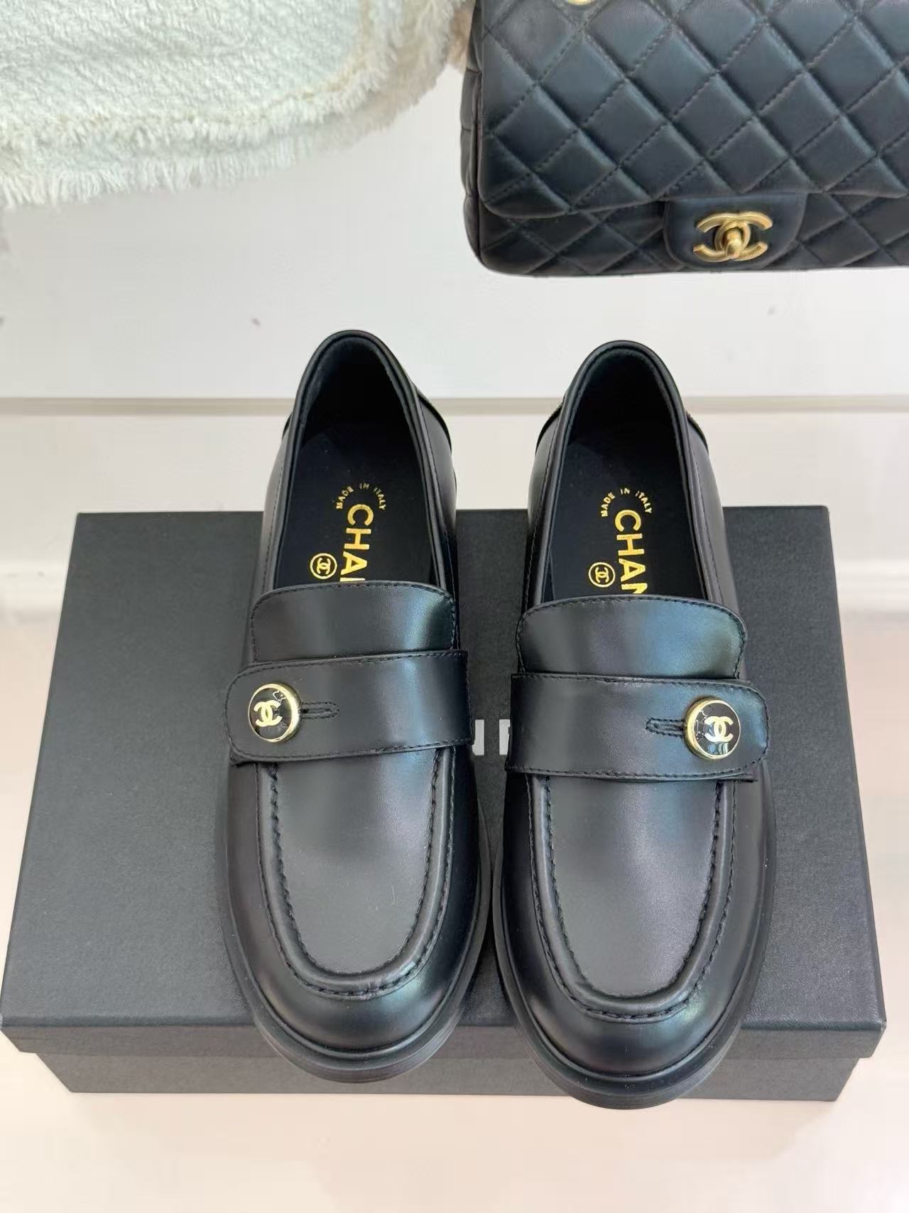 CHANE1 高品質シンプルダブルCレザーフラットシューズ【50％割引+送料無料】