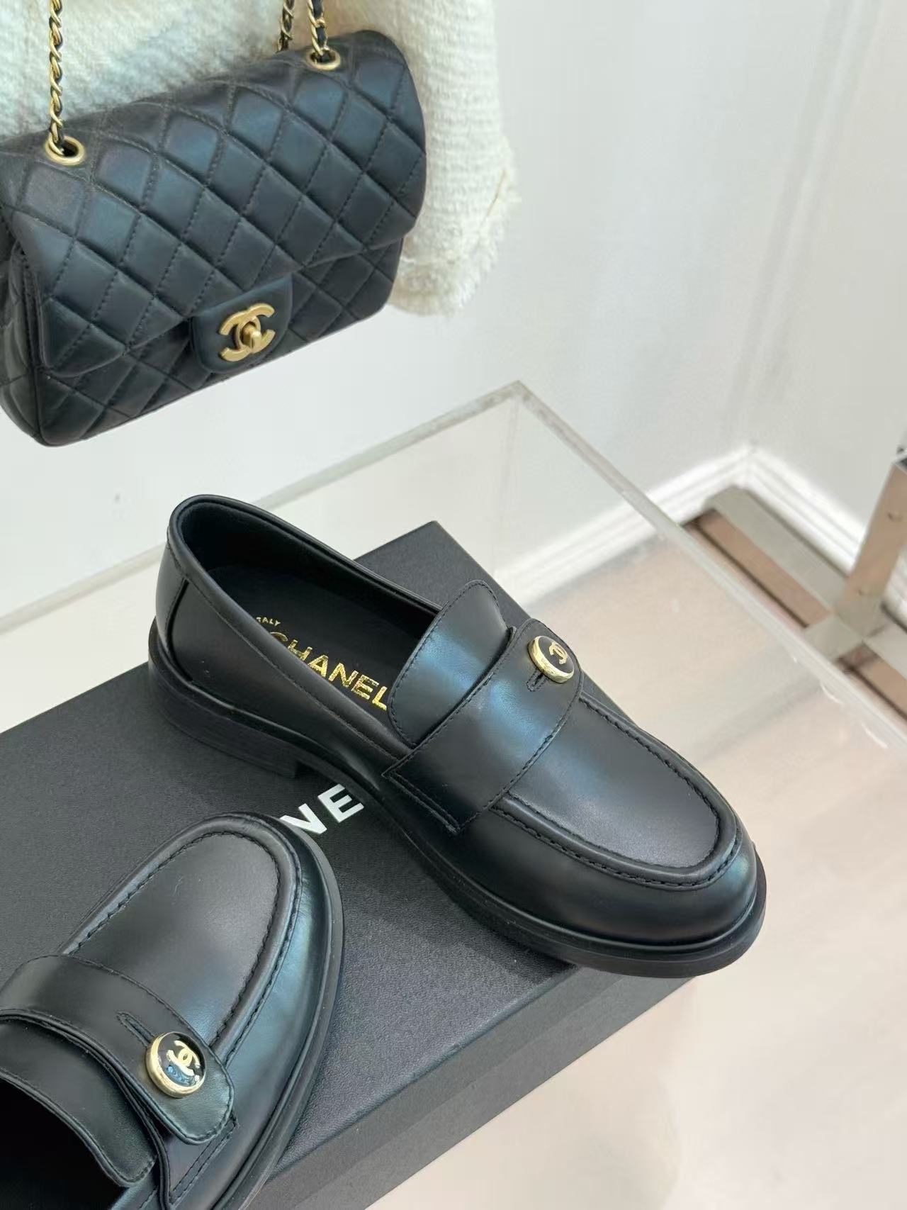 CHANE1 高品質シンプルダブルCレザーフラットシューズ【50％割引+送料無料】