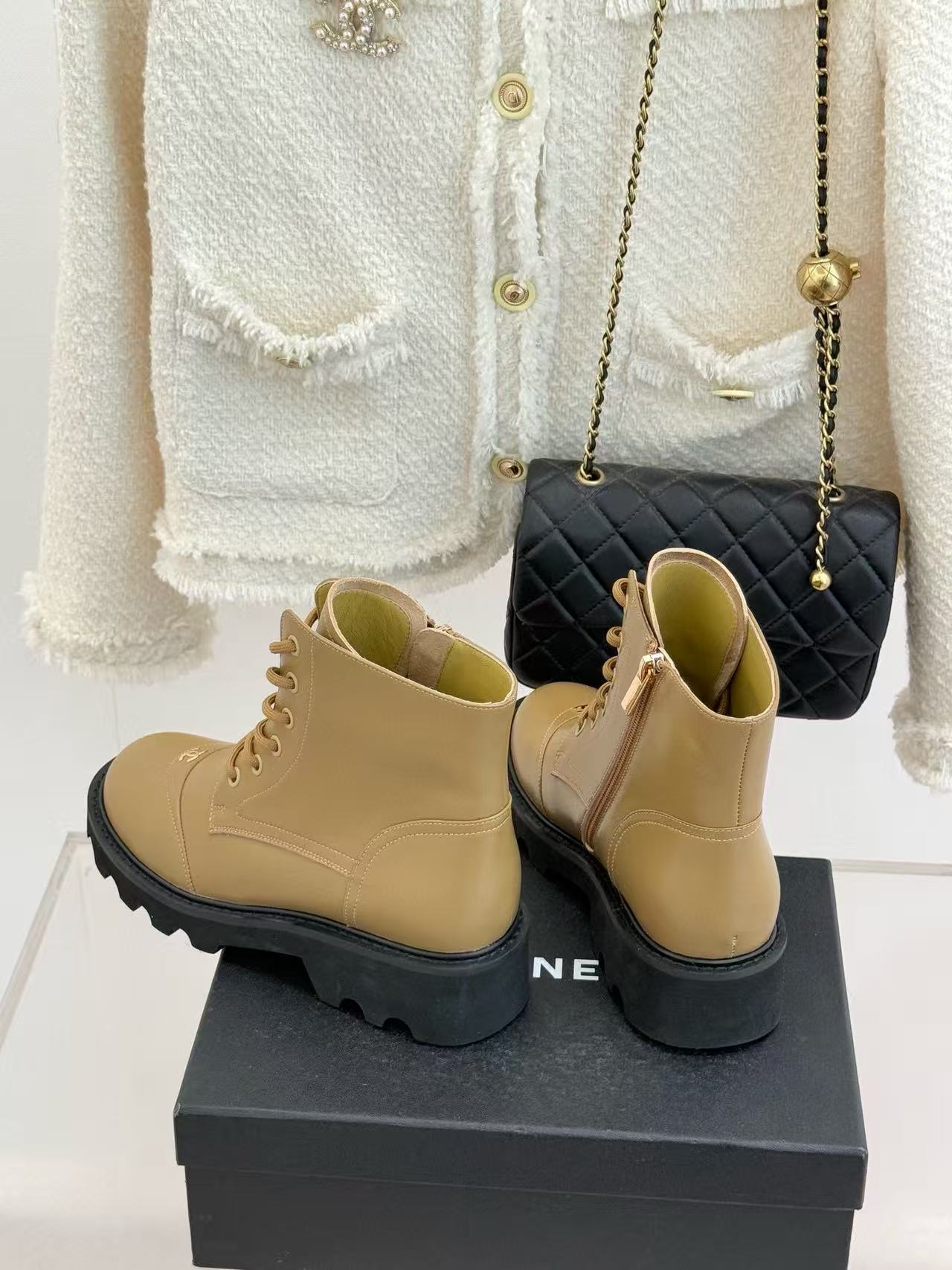 CHANE1 高品質ダブルC レースアップ アンクルブーツ【50％割引+送料無料】