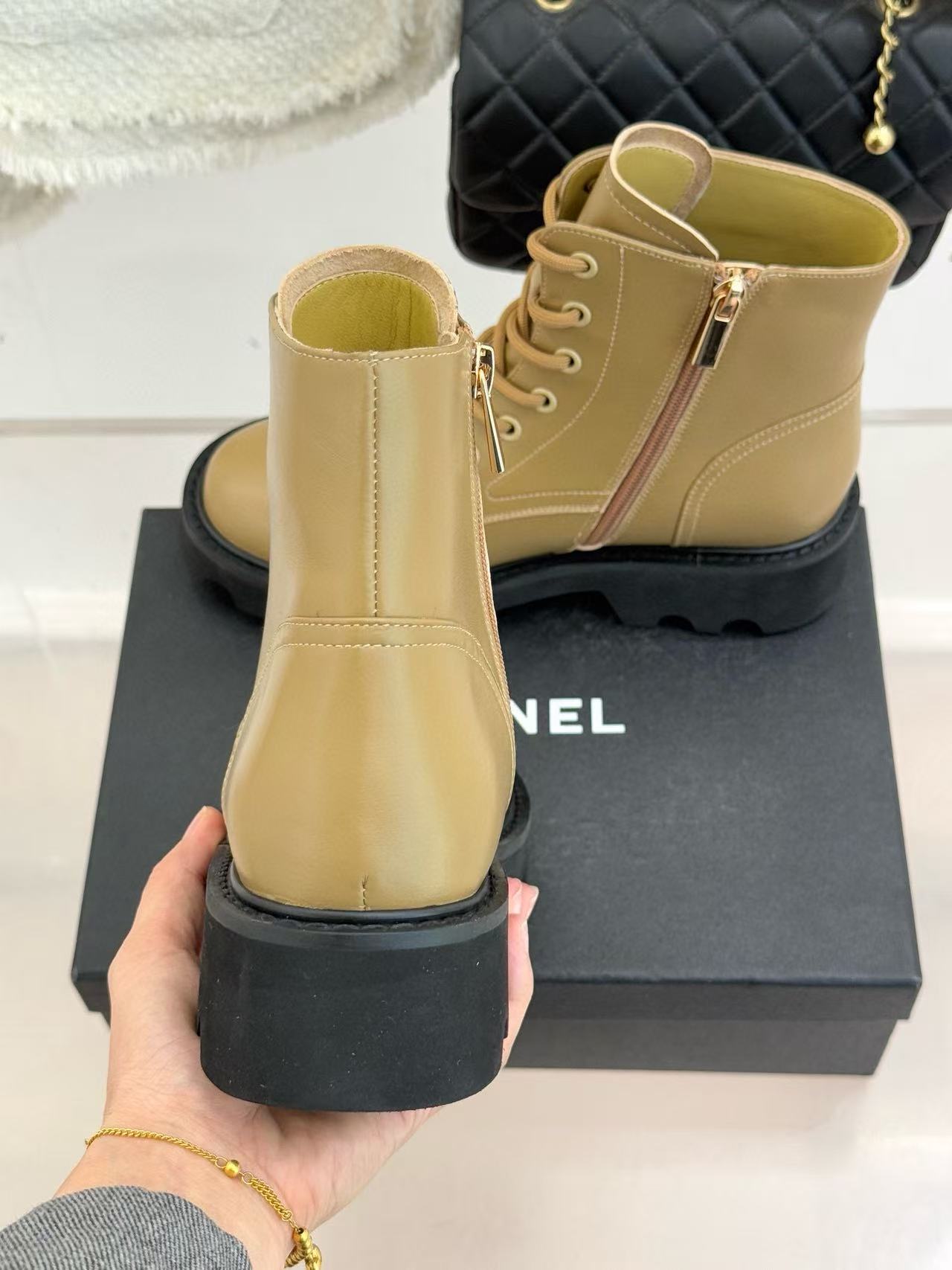 CHANE1 高品質ダブルC レースアップ アンクルブーツ【50％割引+送料無料】