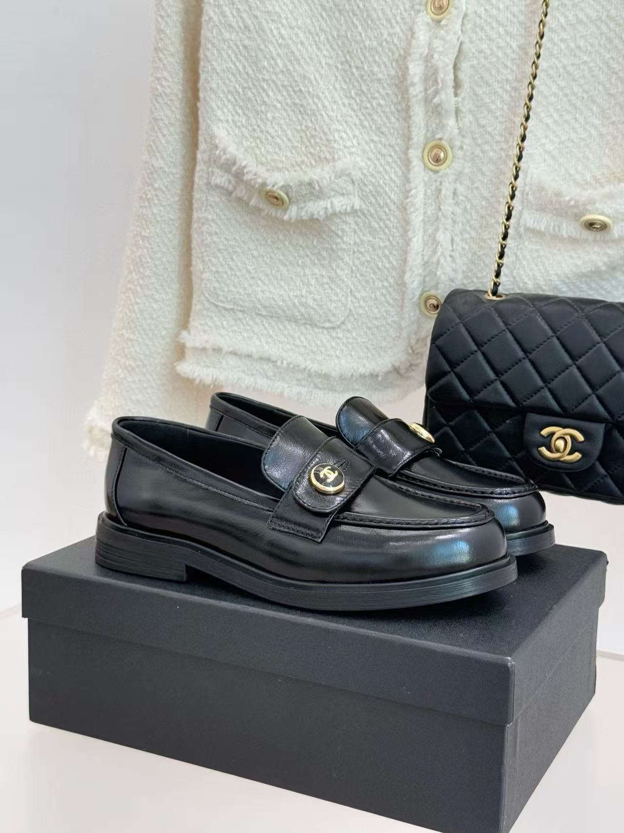 CHANE1 高品質ダブルCフラットシューズ【50％割引+送料無料】