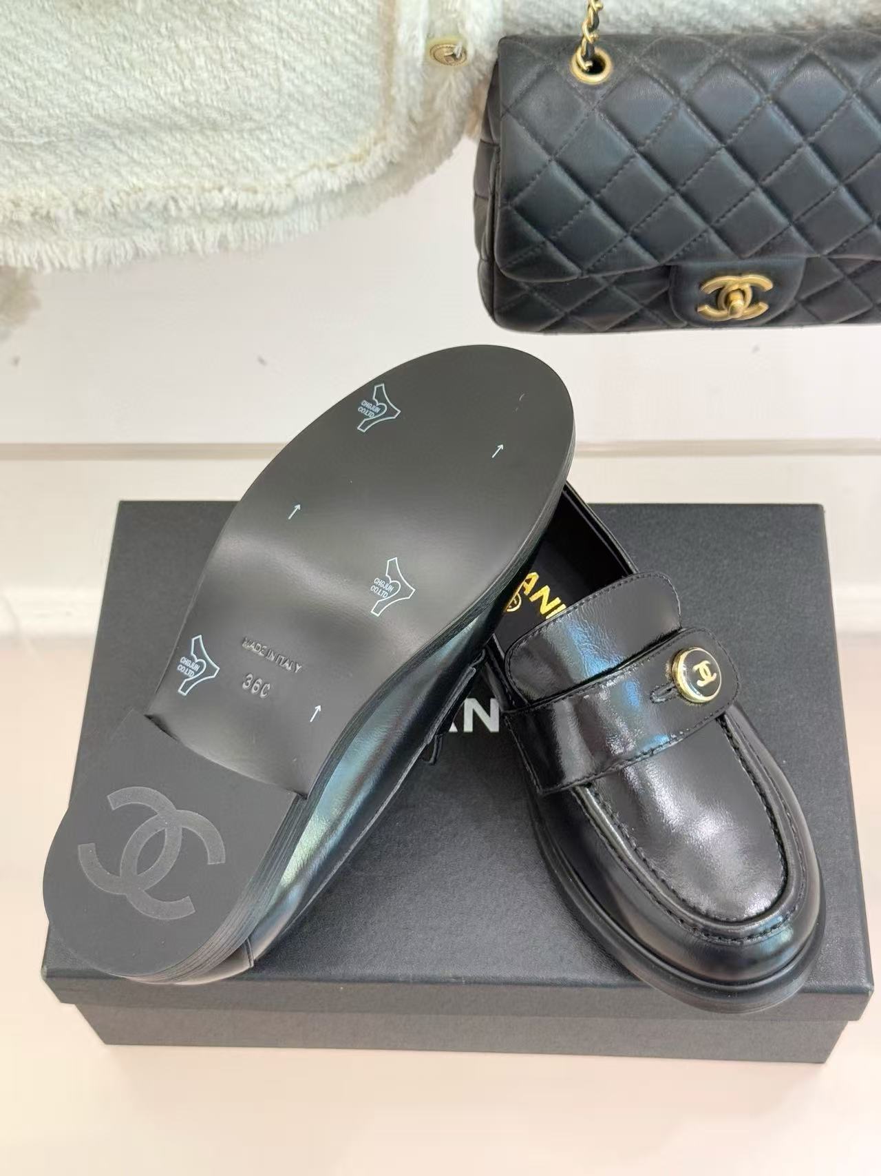 CHANE1 高品質ダブルCフラットシューズ【50％割引+送料無料】