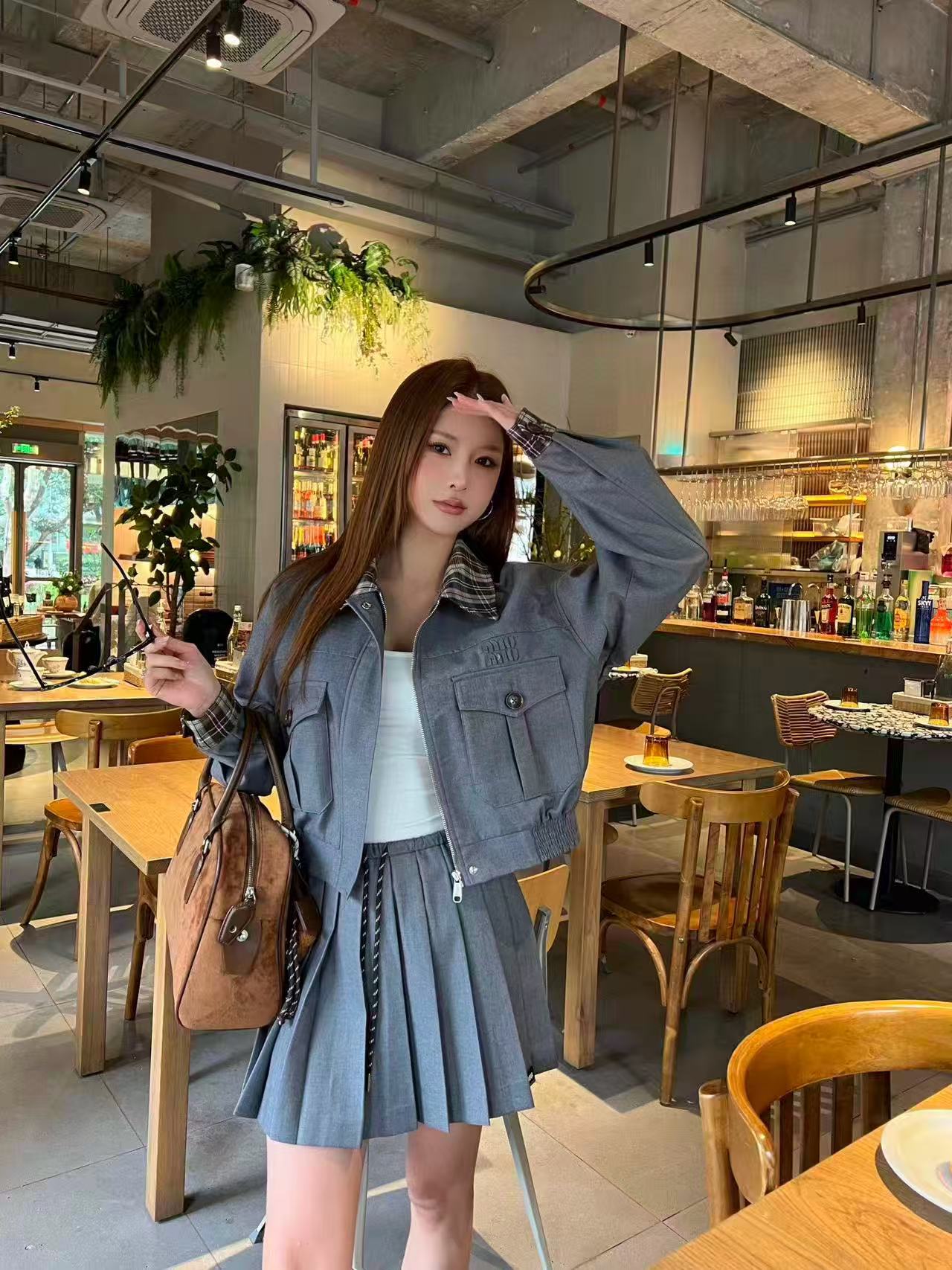 M1UM1U 襟付きジャケット+スカート ツーピースセット【50％割引+送料無料】