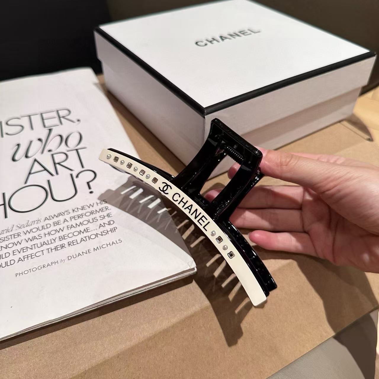 CHANE1 ダブルCレターヘアクリップ【50％割引+送料無料】