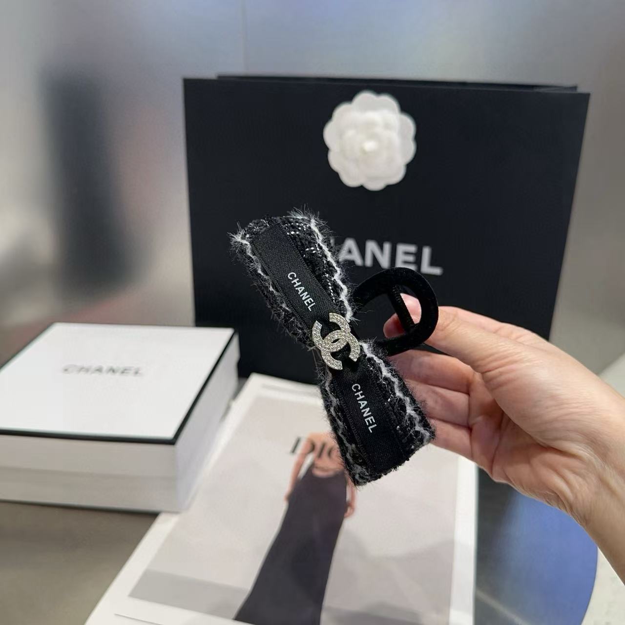 CHANE1 ダブルCレターヘアクリップ【50％割引+送料無料】