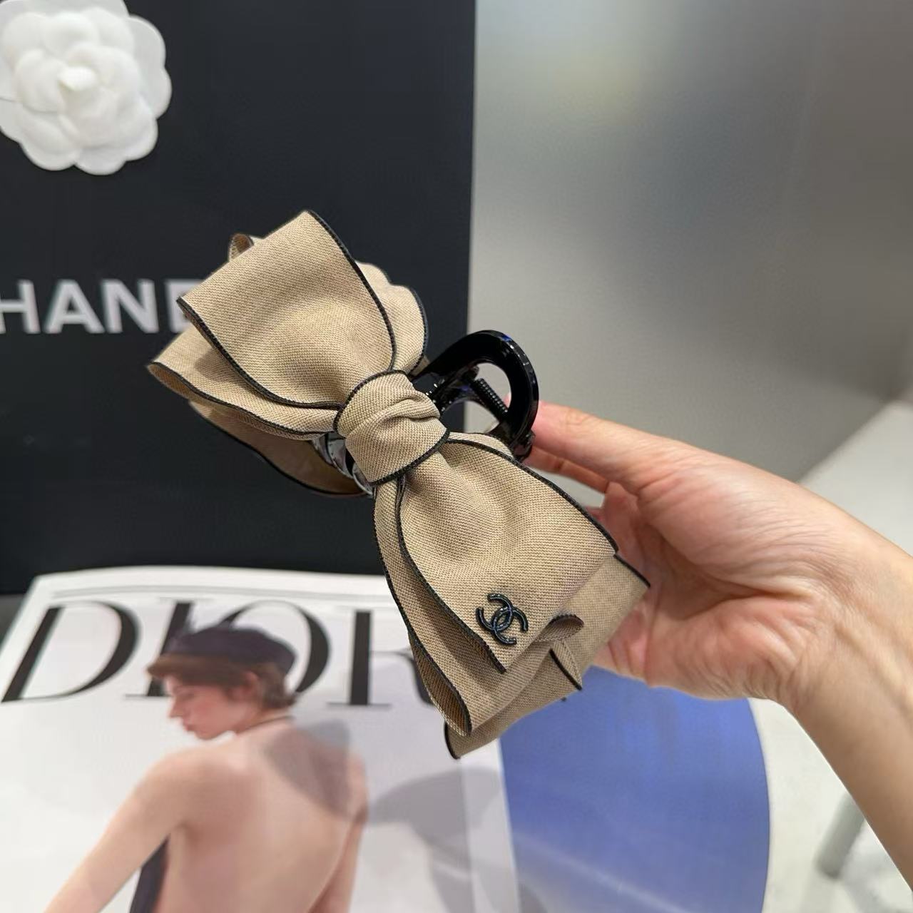 CHANE1 ダブルC ボウ ヘアクリップ【50％割引+送料無料】