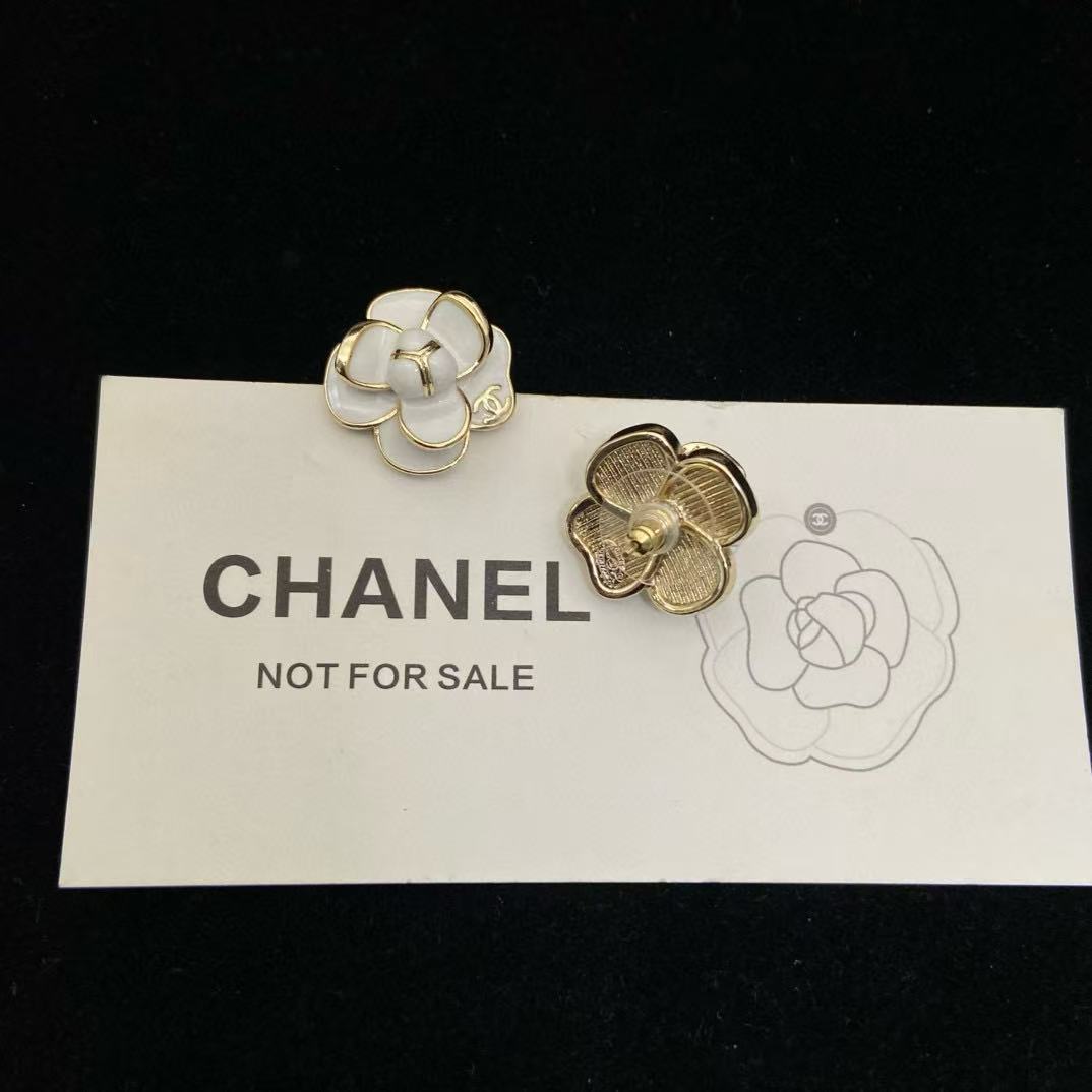 CHANE1 カメリア ダブルC イヤリング【50％割引+送料無料】